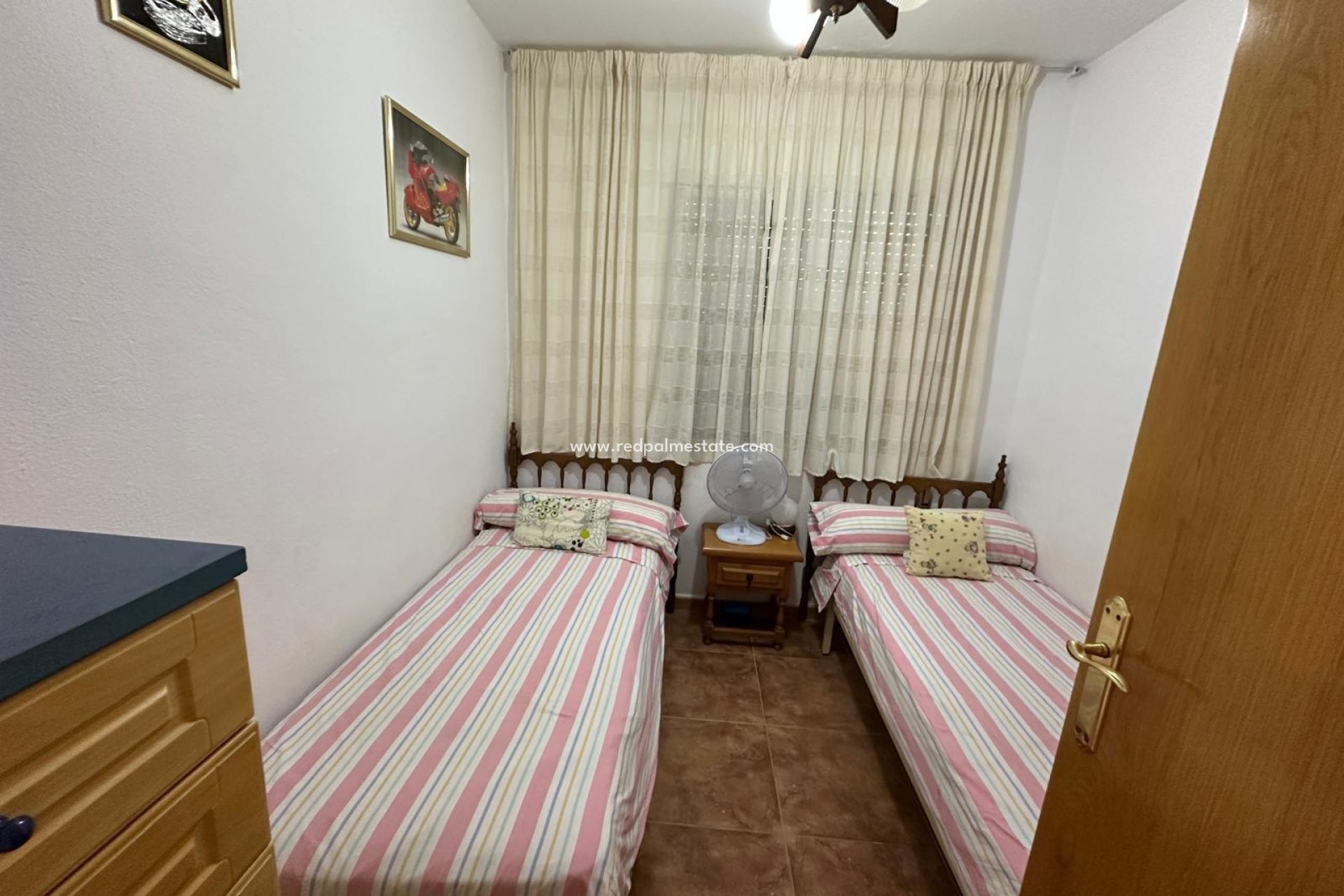 Reventa - Casa Adosada -
San Pedro del Pinatar - Lo pagan