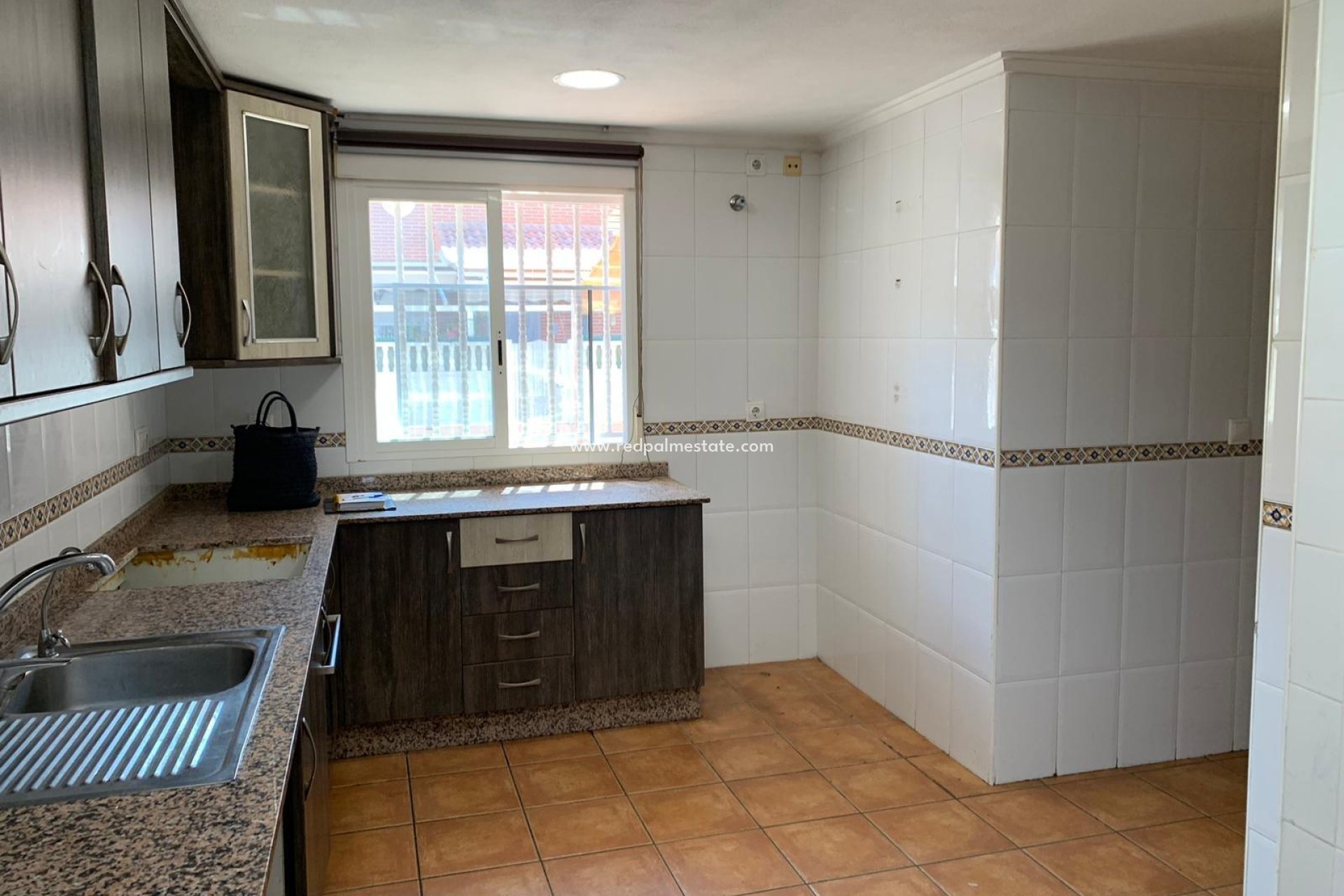 Reventa - Casa Adosada -
Santa Pola - Eroski