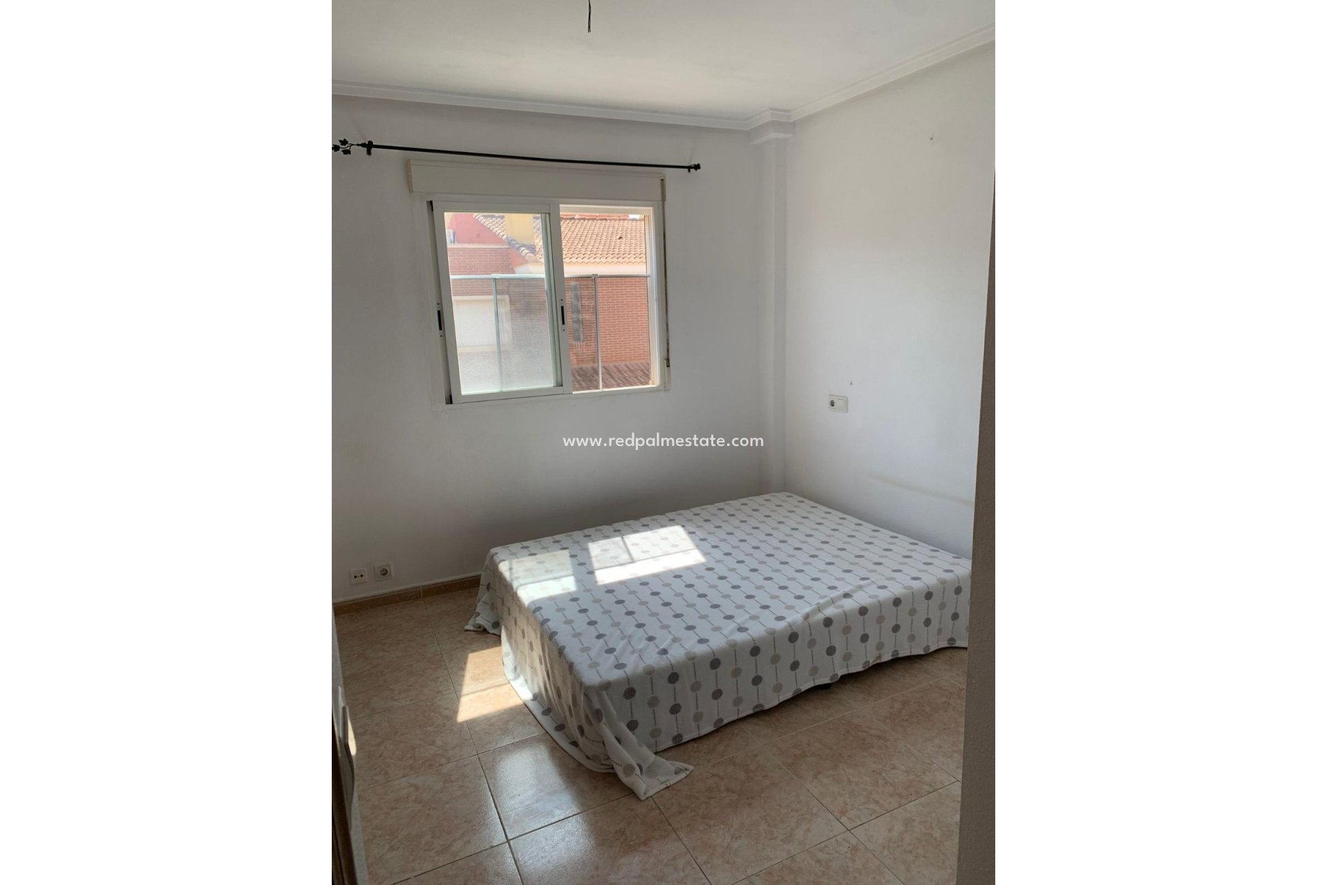 Reventa - Casa Adosada -
Santa Pola - Eroski