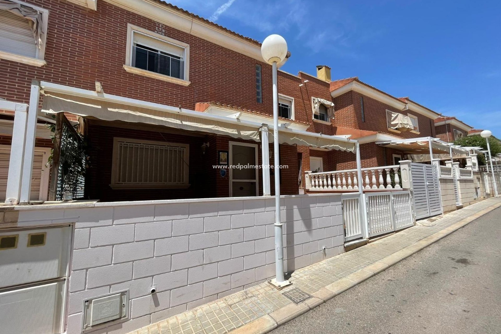 Reventa - Casa Adosada -
Santa Pola - Eroski