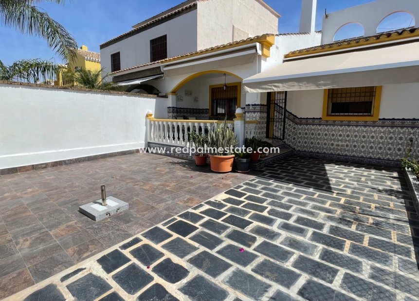 Reventa - Casa Adosada -
Torre de la Horadada - Costa Blanca