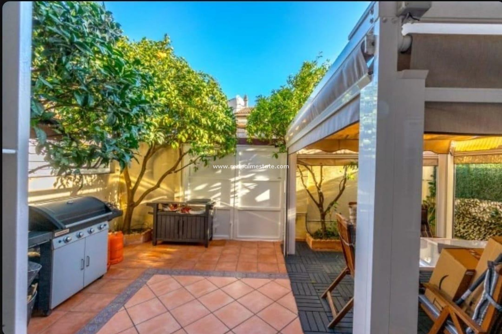 Reventa - Casa Adosada -
Torrevieja - Aguas Nueva