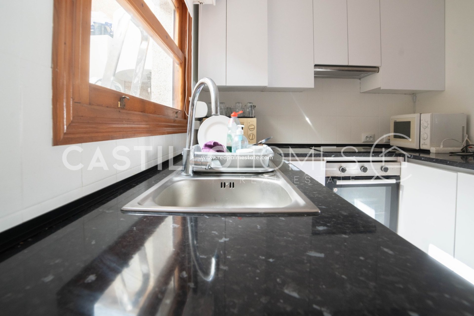 Reventa - Casa Adosada -
Torrevieja - Aguas Nueva