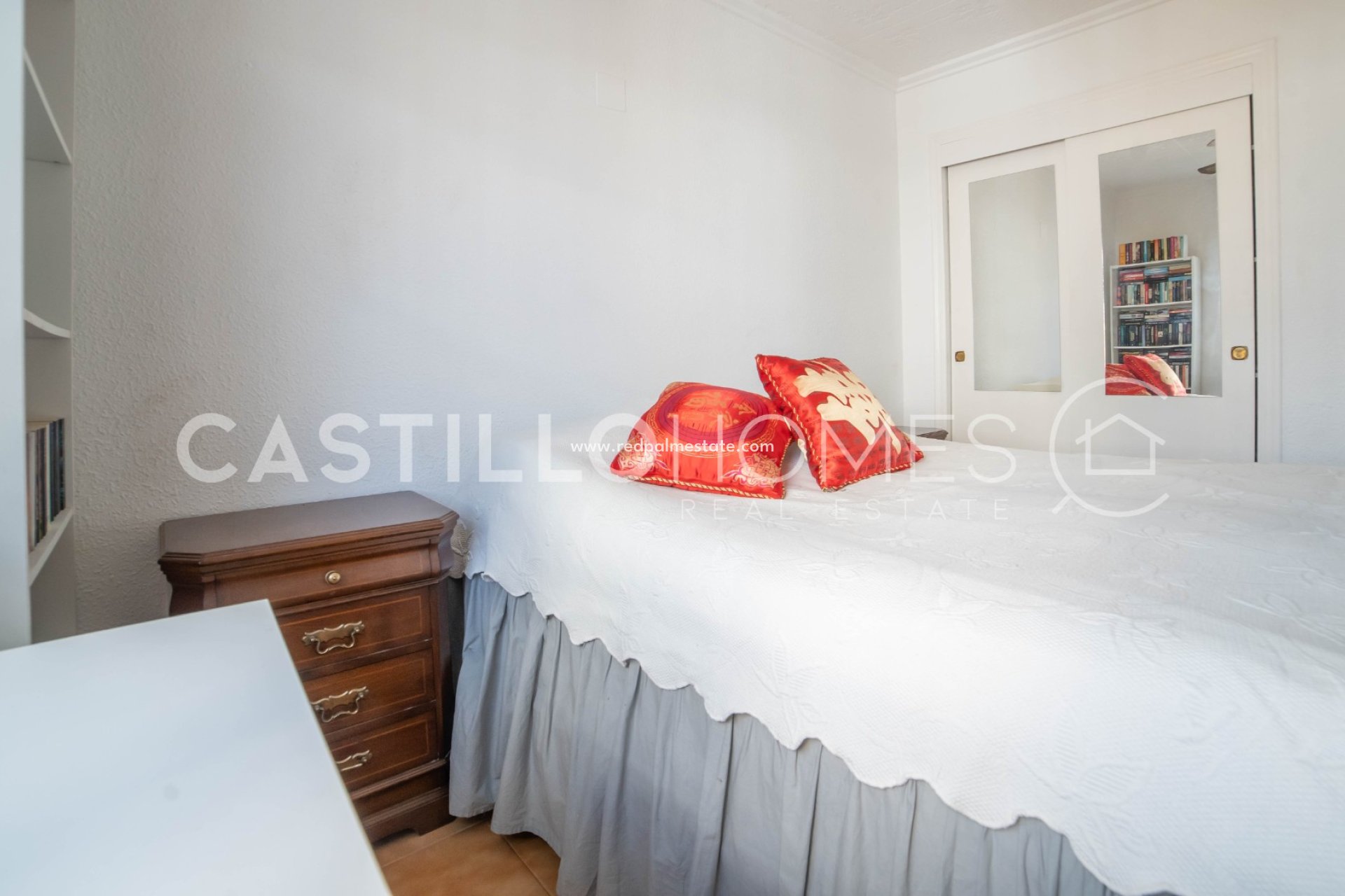 Reventa - Casa Adosada -
Torrevieja - Aguas Nueva