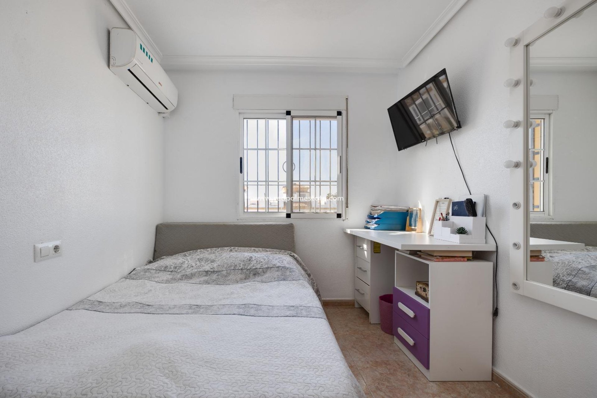 Reventa - Casa Adosada -
Torrevieja - Aguas Nueva