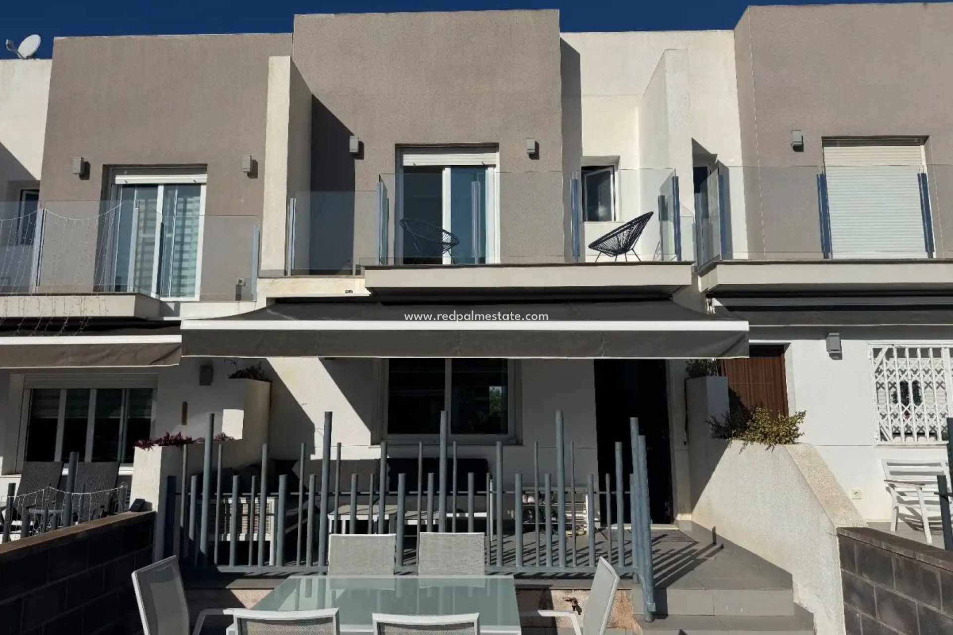 Reventa - Casa Adosada -
Torrevieja - Aguas Nuevas