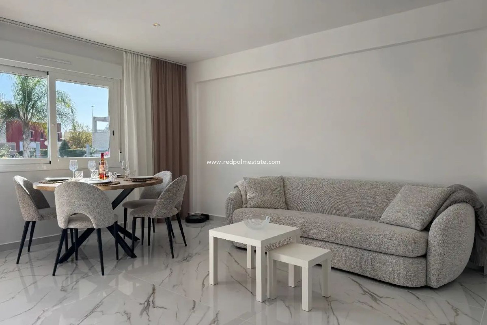 Reventa - Casa Adosada -
Torrevieja - Aguas Nuevas