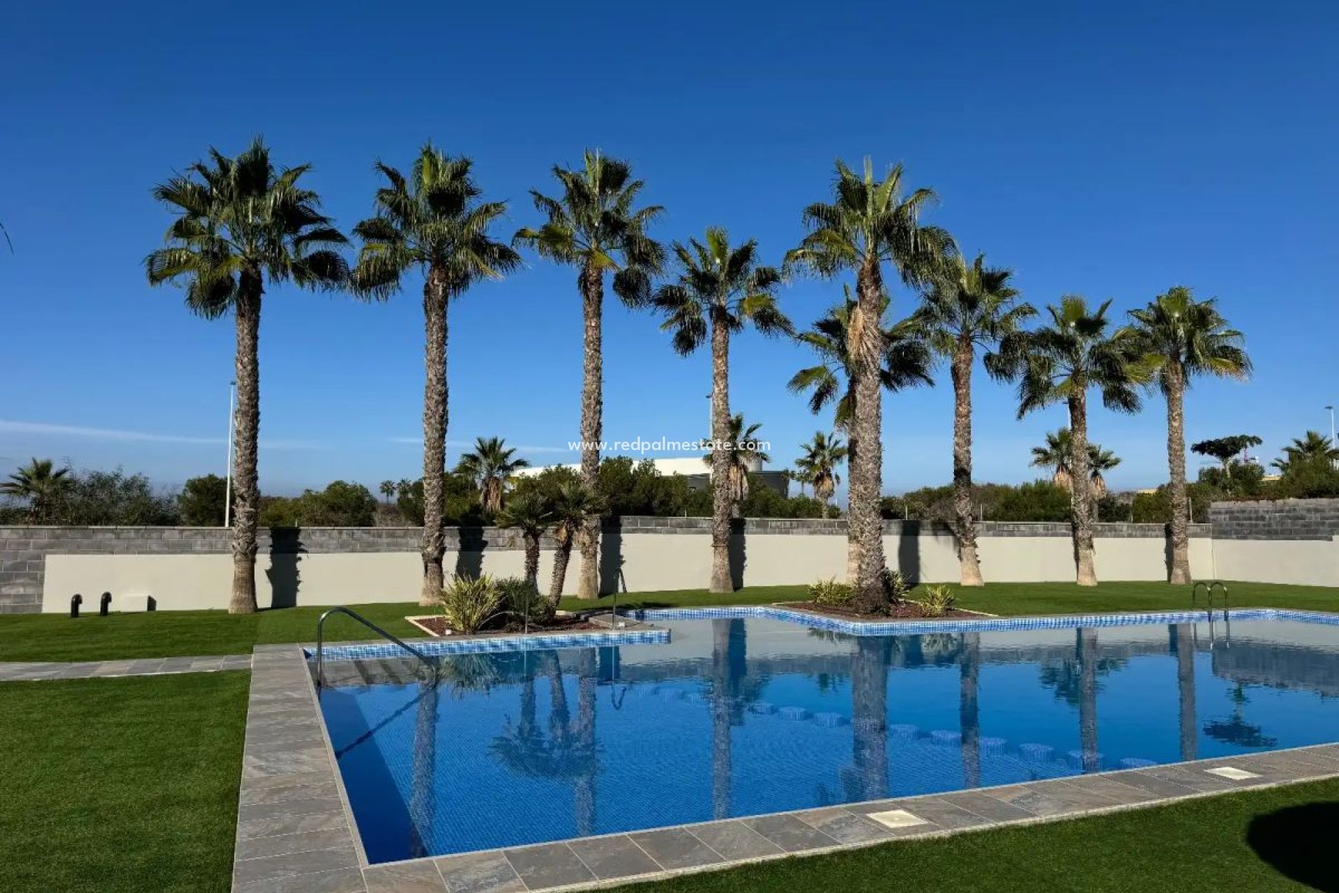 Reventa - Casa Adosada -
Torrevieja - Aguas Nuevas