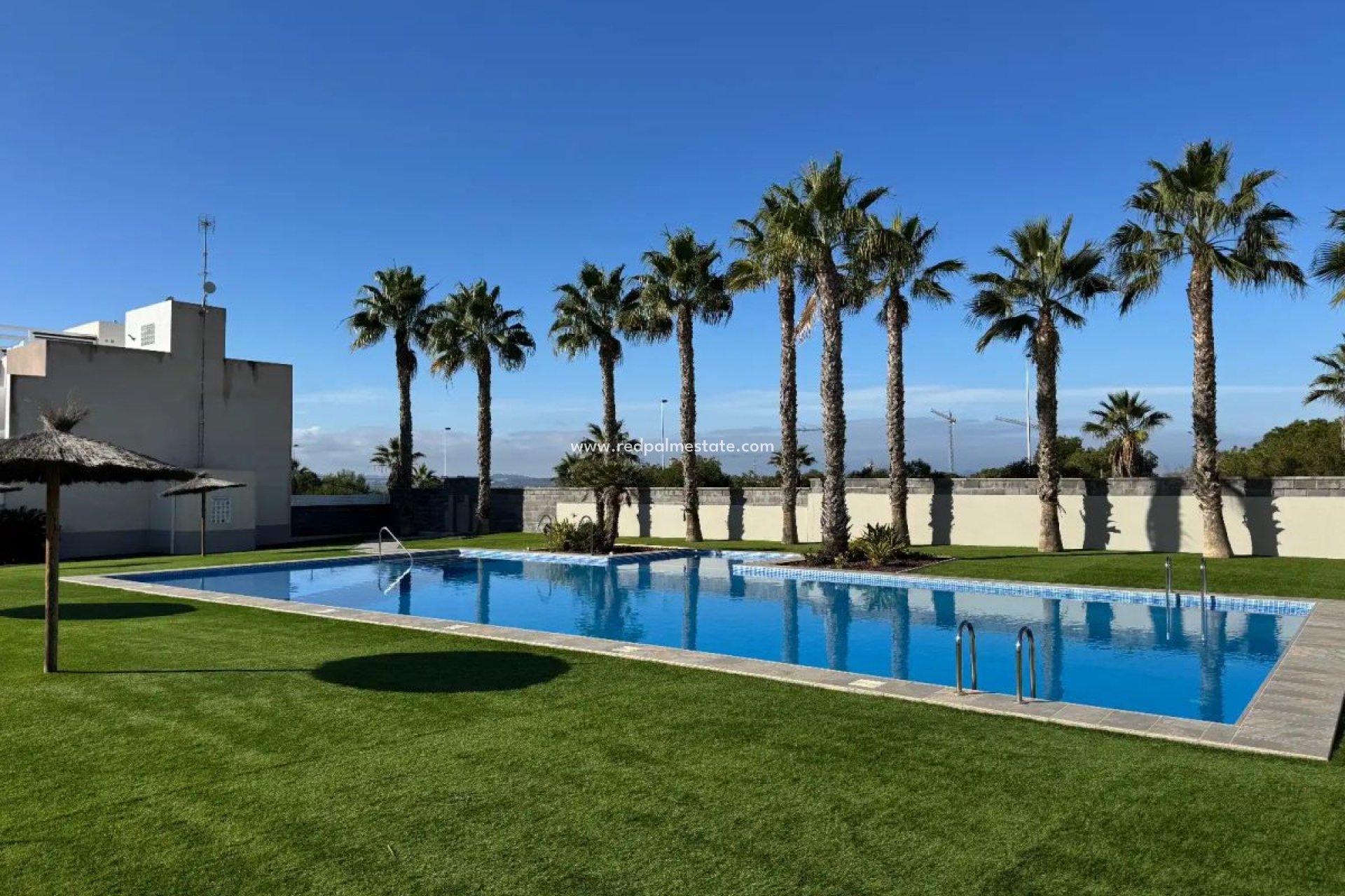 Reventa - Casa Adosada -
Torrevieja - Aguas Nuevas
