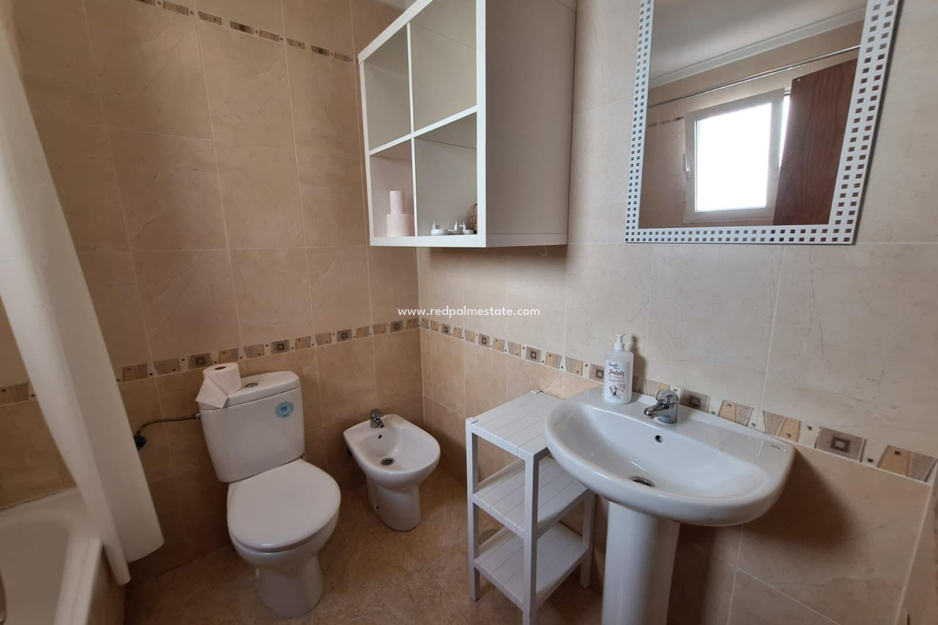 Reventa - Casa Adosada -
Torrevieja - Aguas Nuevas