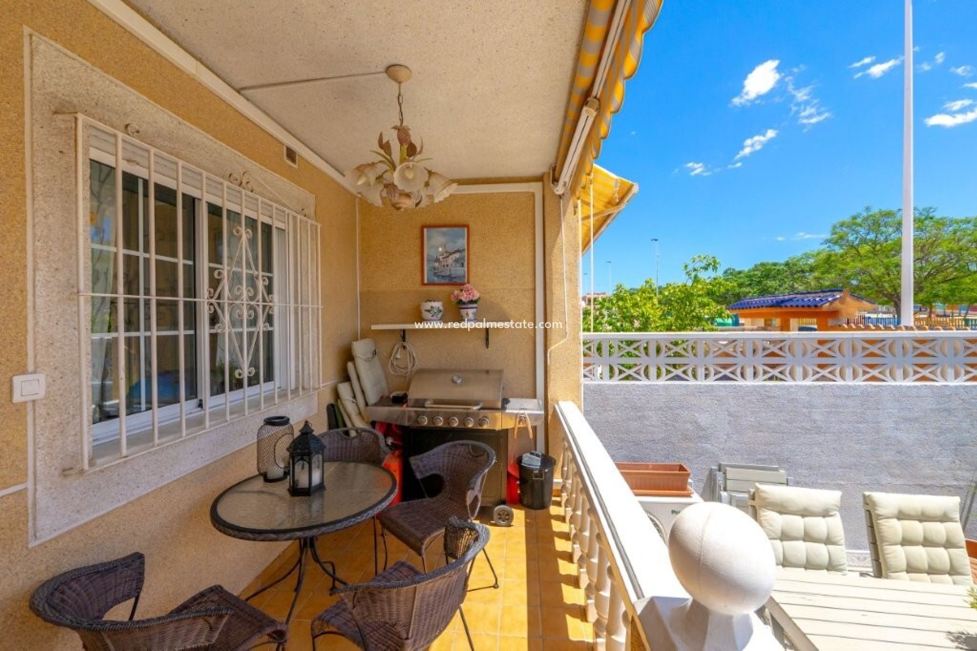 Reventa - Casa Adosada -
Torrevieja - Aguas Nuevas