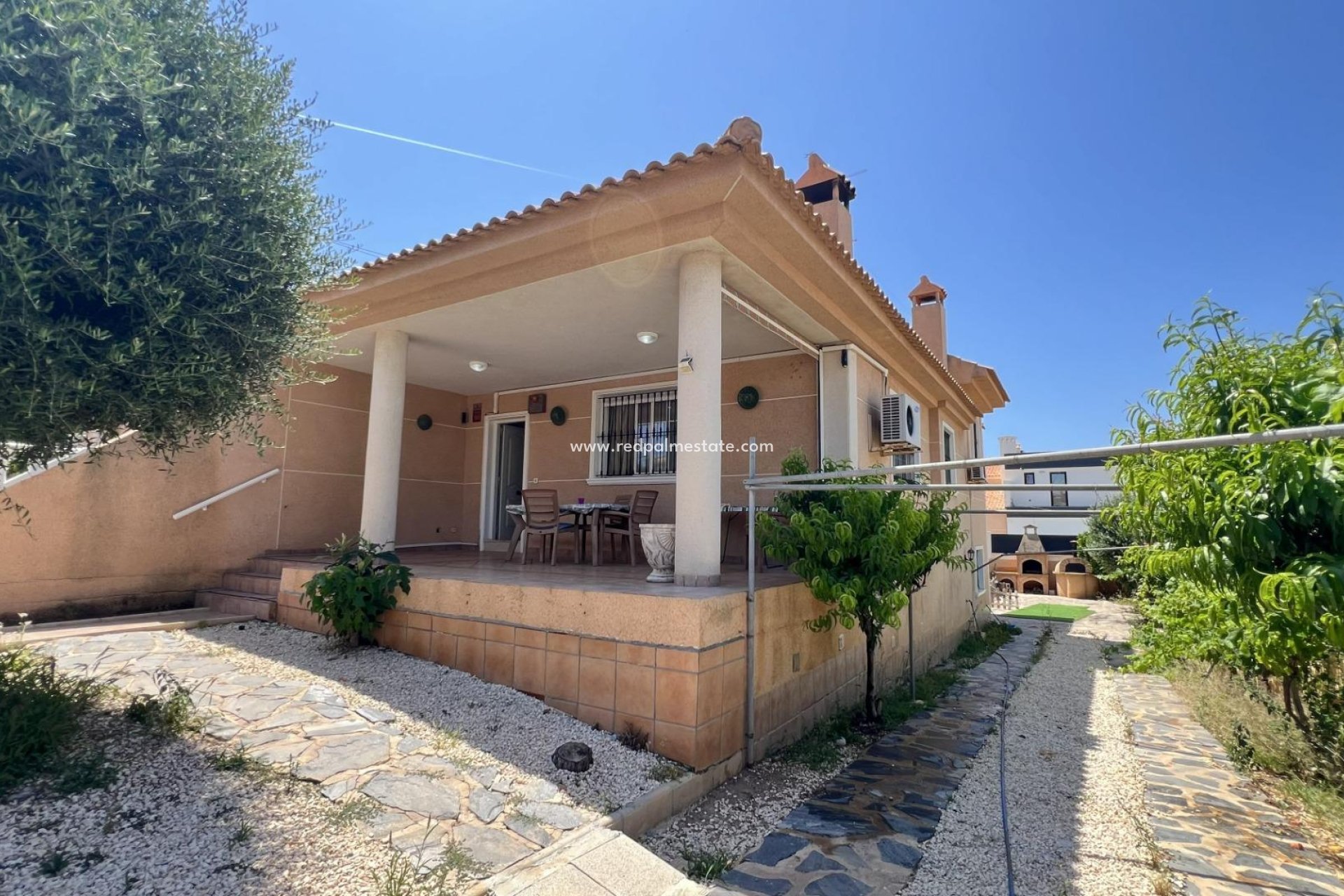 Reventa - Casa Adosada -
Torrevieja - Aguas Nuevas