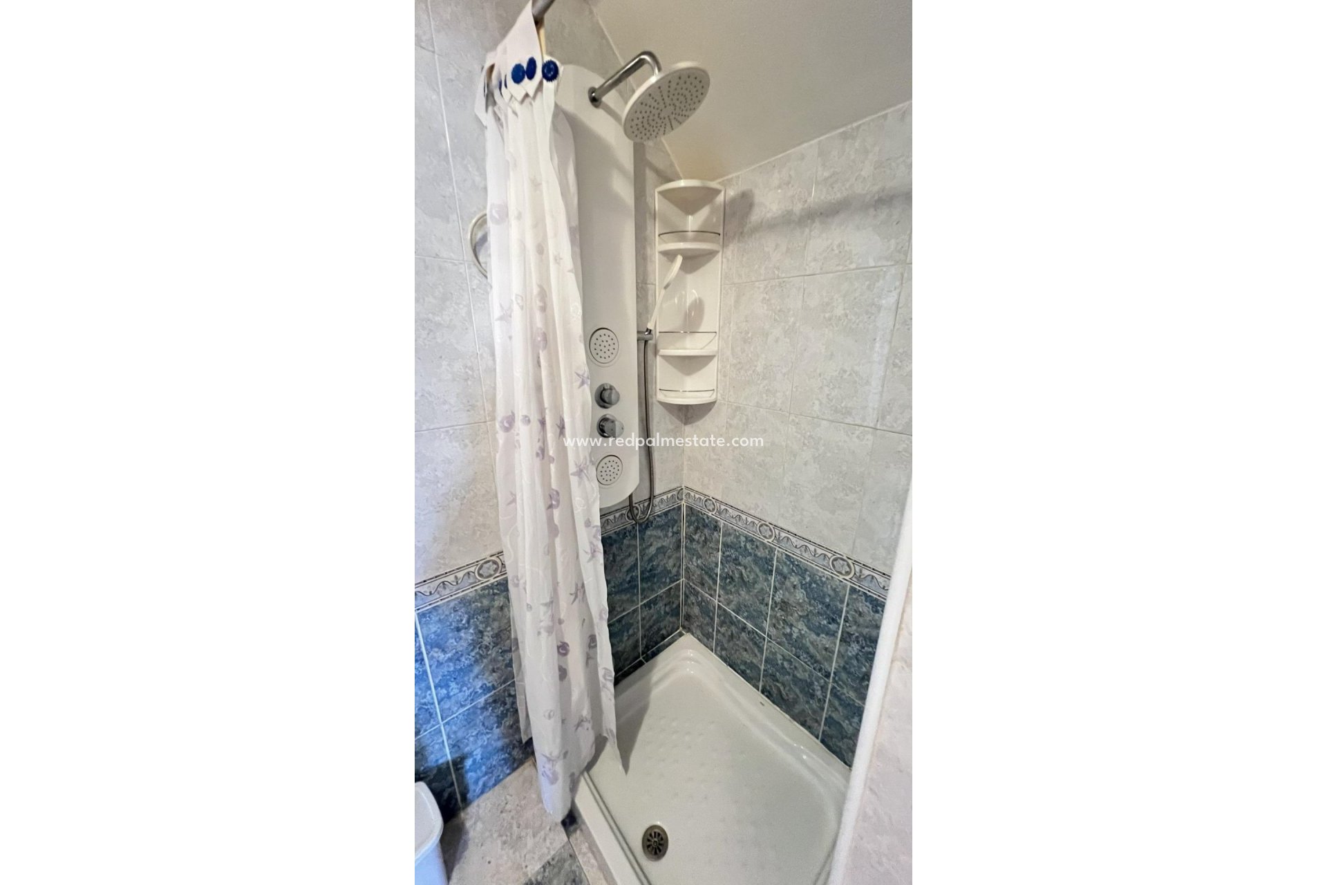 Reventa - Casa Adosada -
Torrevieja - Aguas Nuevas