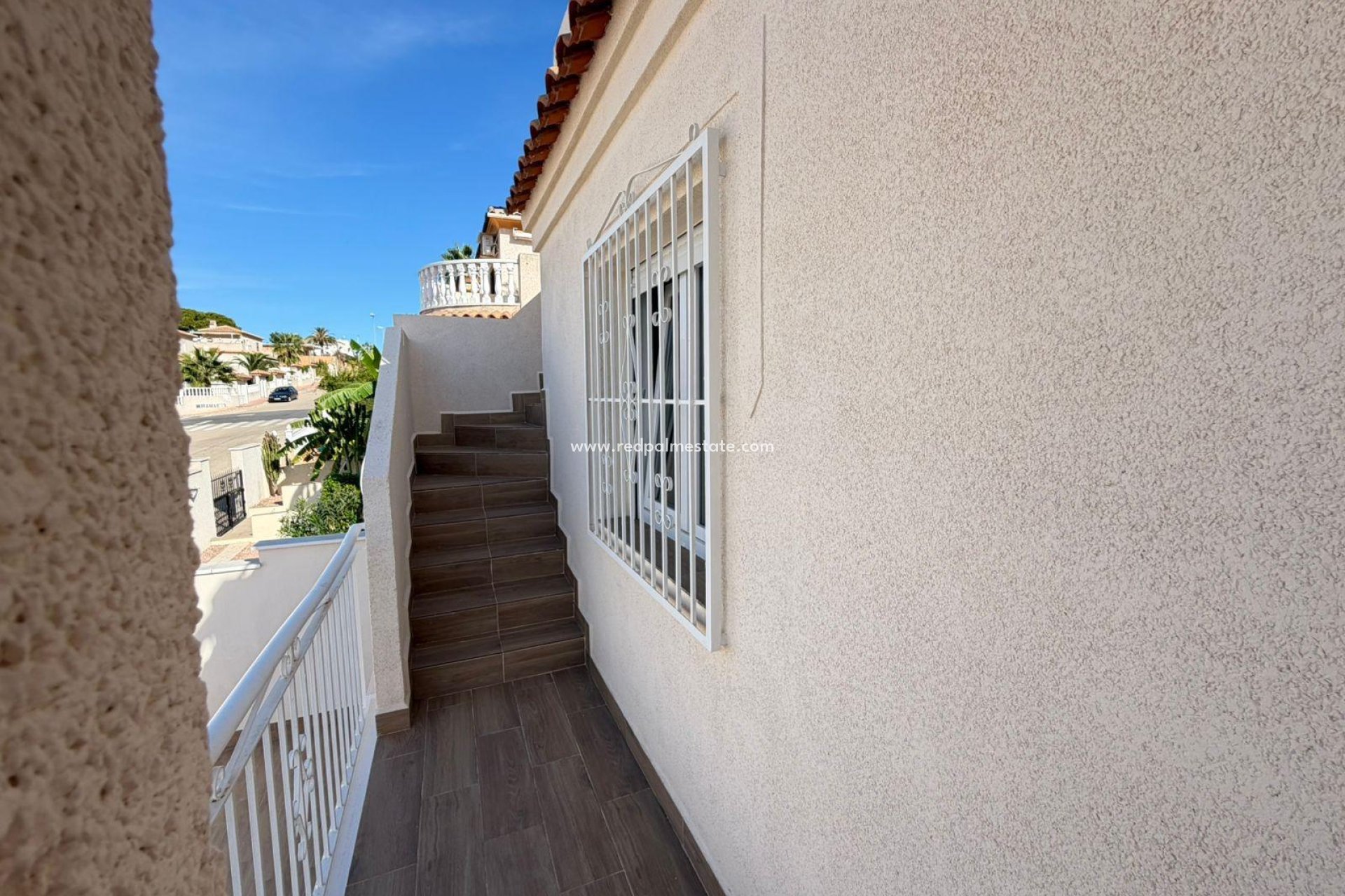 Reventa - Casa Adosada -
Torrevieja - Cabo cervera