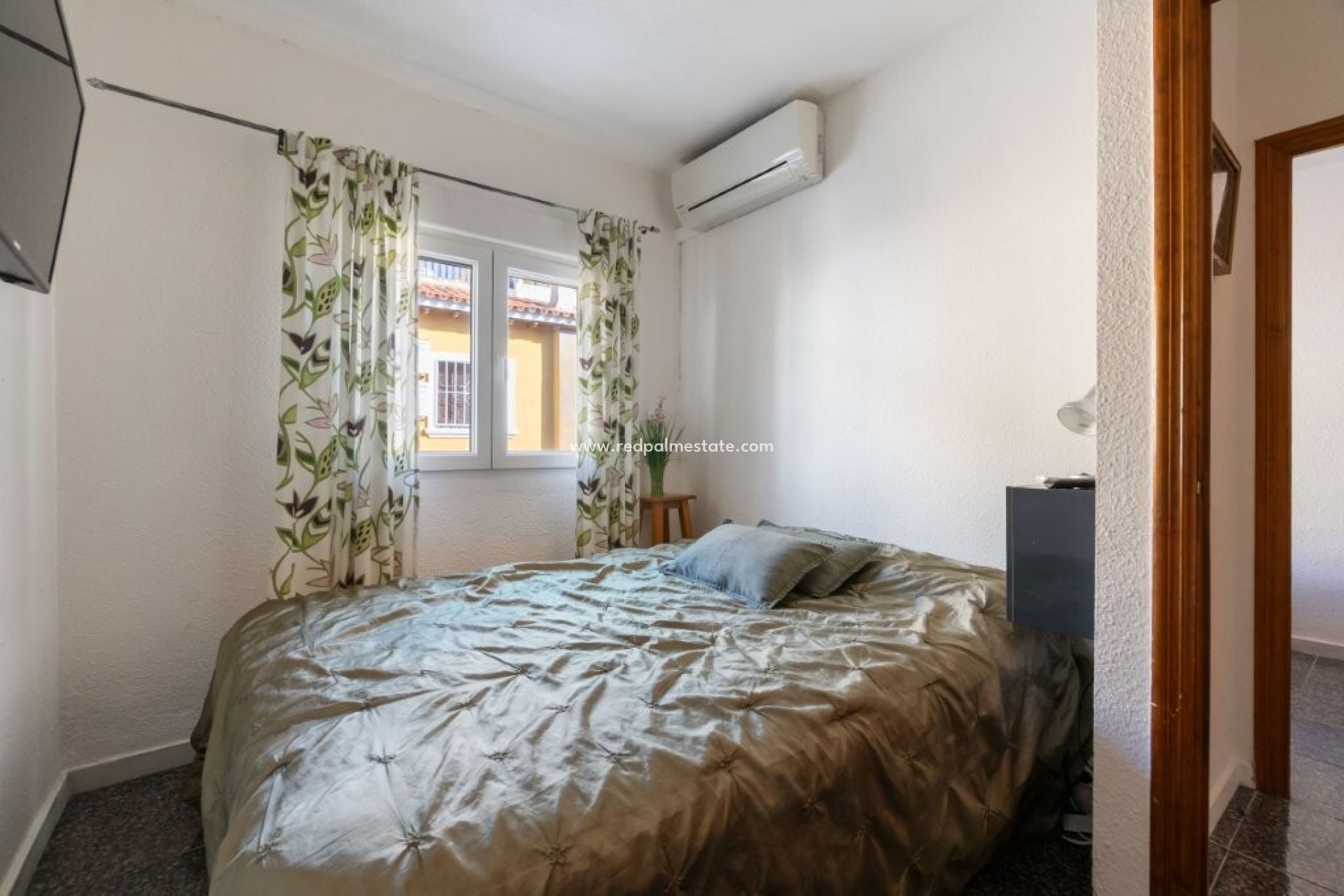 Reventa - Casa Adosada -
Torrevieja - Cabo cervera