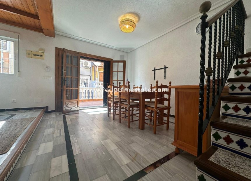 Reventa - Casa Adosada -
Torrevieja - Cabo cervera