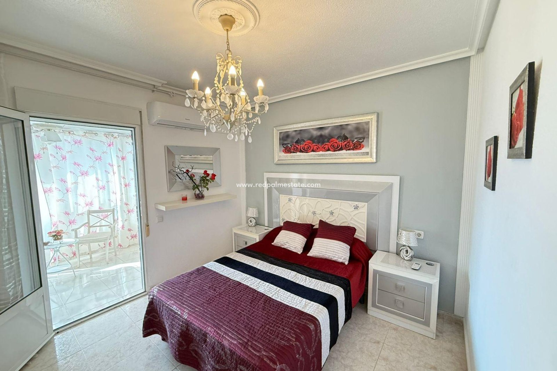 Reventa - Casa Adosada -
Torrevieja - Calas blanca