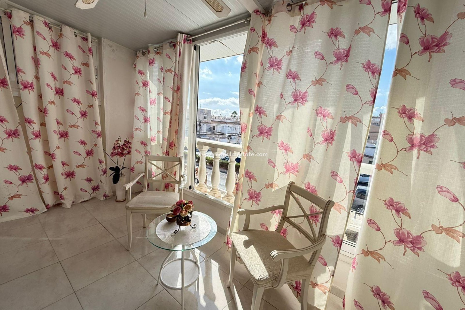 Reventa - Casa Adosada -
Torrevieja - Calas blanca