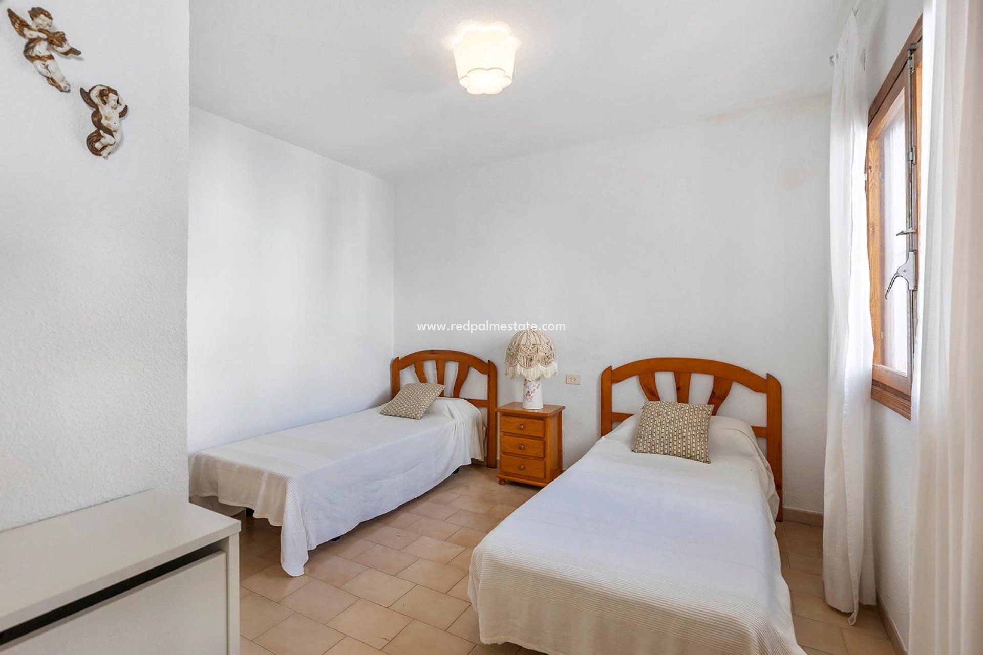 Reventa - Casa Adosada -
Torrevieja - Calas blanca