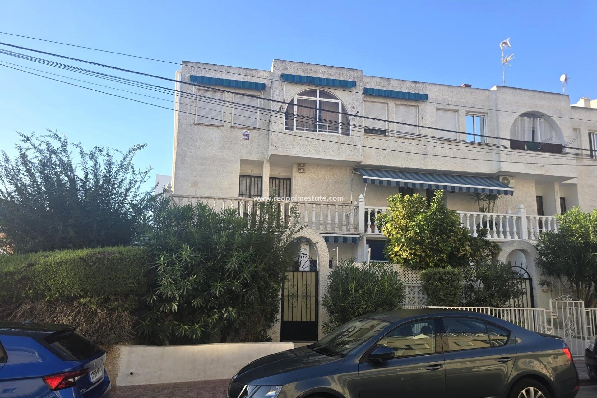 Reventa - Casa Adosada -
Torrevieja - Centro Torrevieja