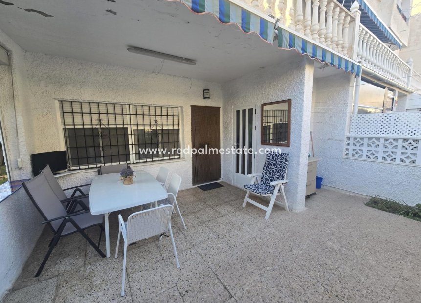 Reventa - Casa Adosada -
Torrevieja - Centro Torrevieja