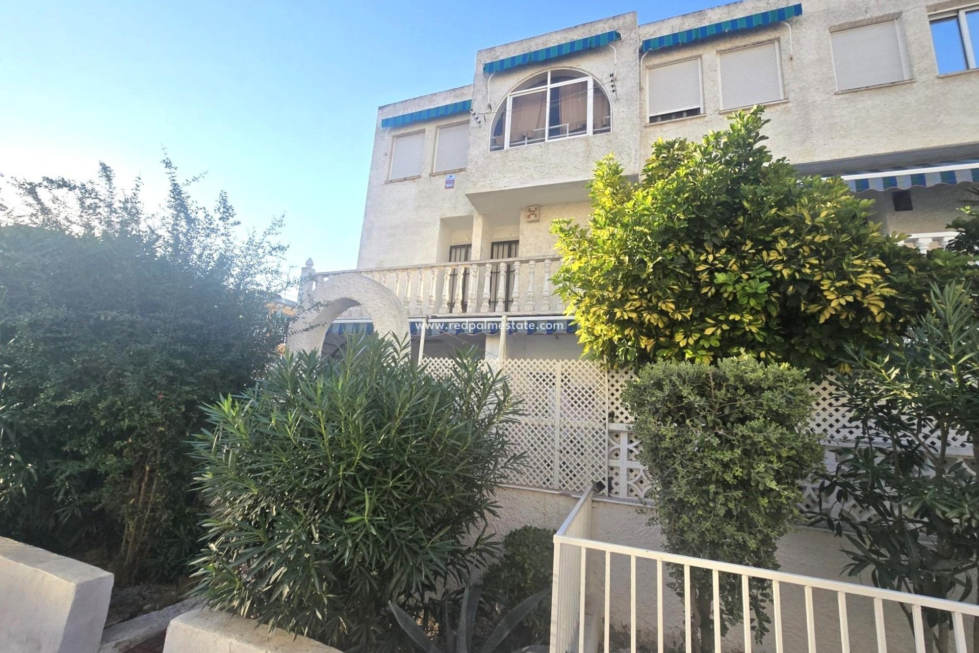 Reventa - Casa Adosada -
Torrevieja - Centro Torrevieja