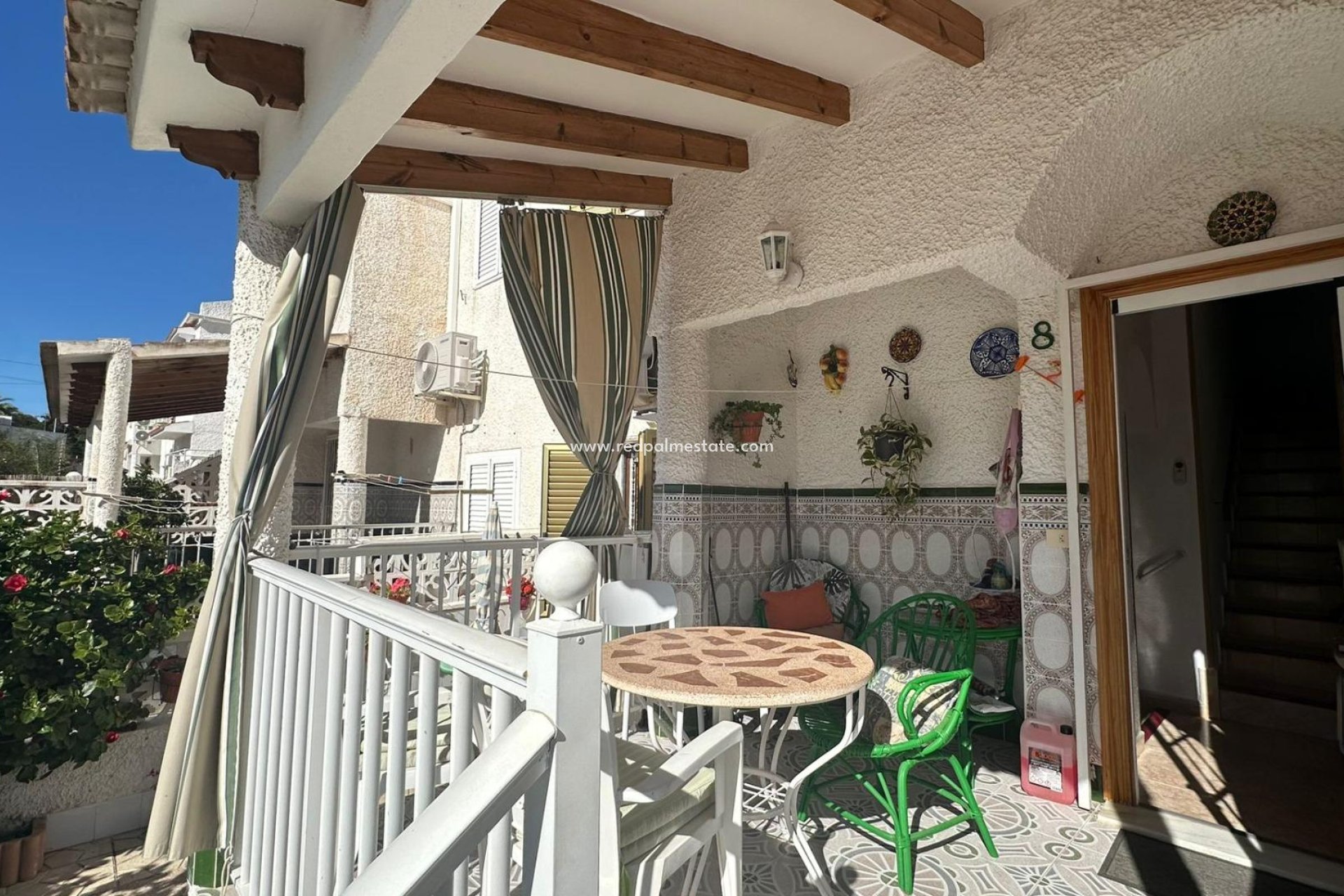 Reventa - Casa Adosada -
Torrevieja - Centro Torrevieja