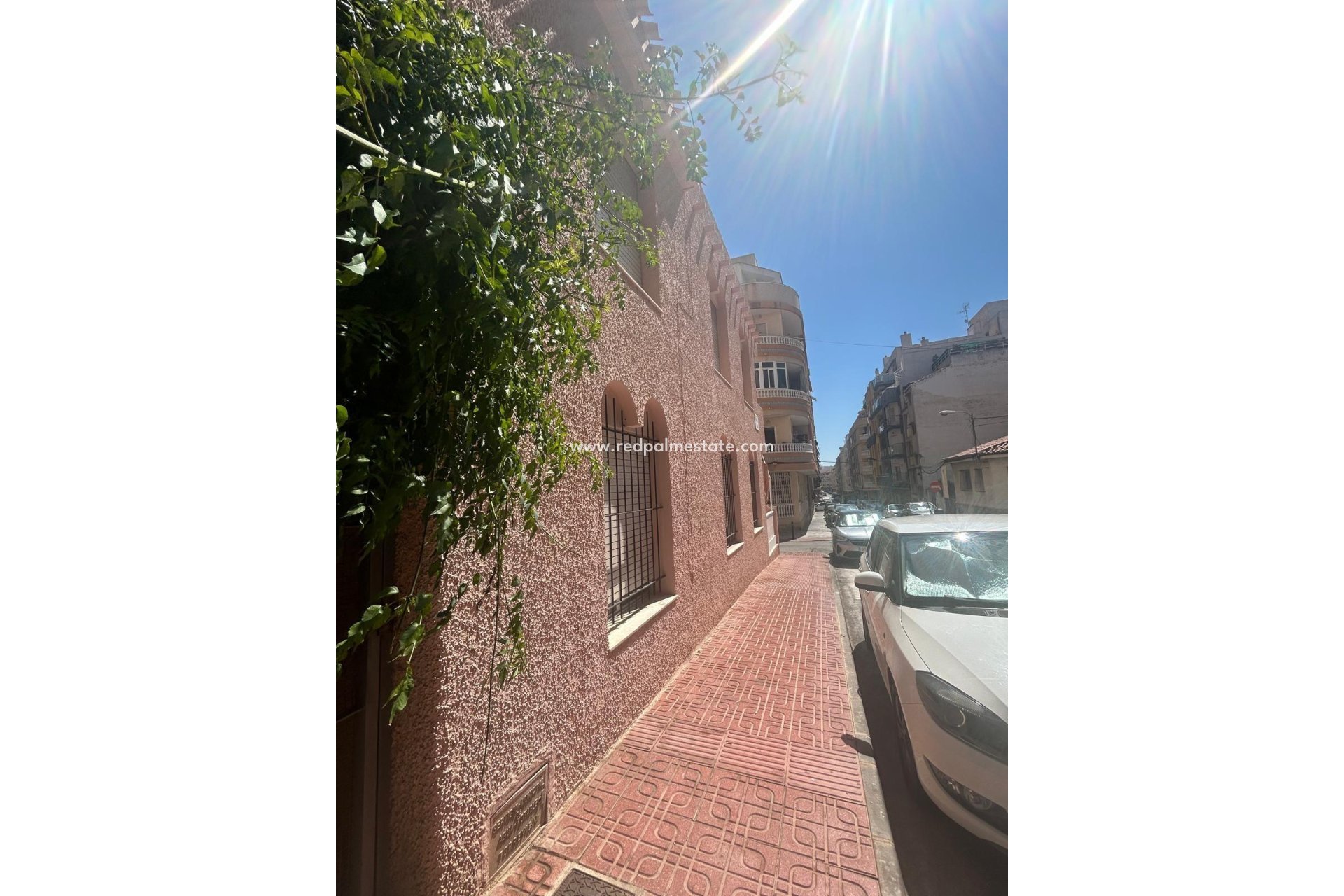 Reventa - Casa Adosada -
Torrevieja - Centro Torrevieja