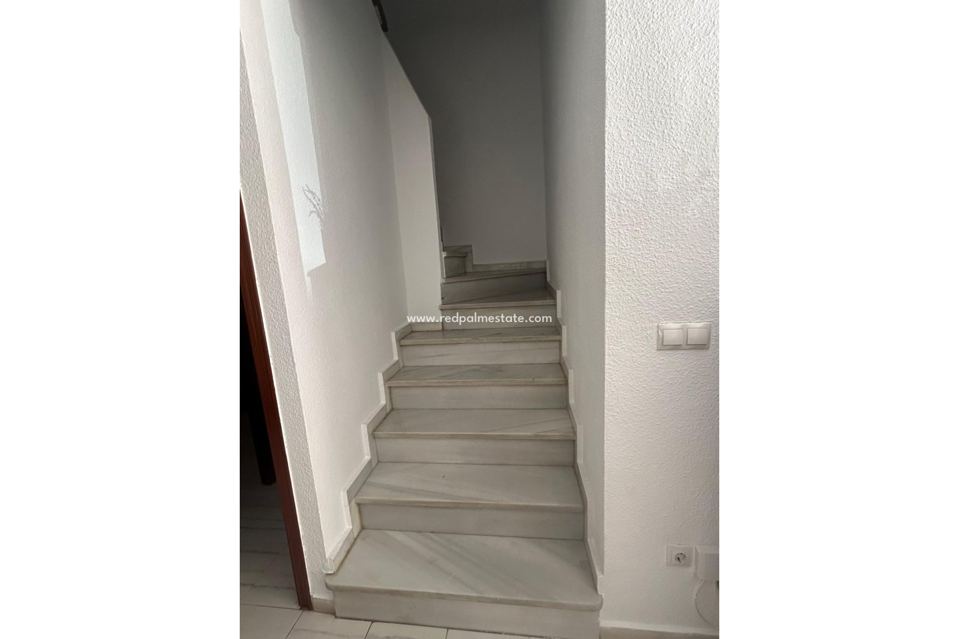 Reventa - Casa Adosada -
Torrevieja - Centro