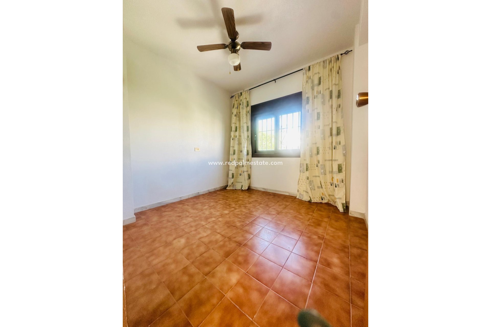 Reventa - Casa Adosada -
Torrevieja - Centro