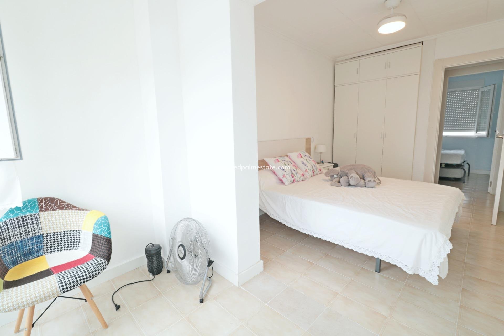 Reventa - Casa Adosada -
Torrevieja - El Acequión - Los Náufragos