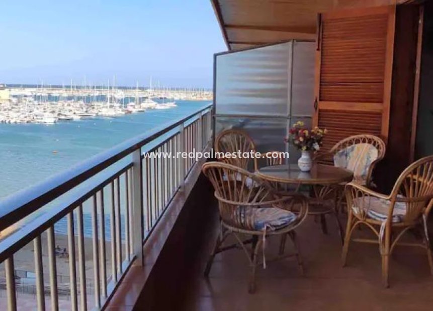 Reventa - Casa Adosada -
Torrevieja - El Acequión - Los Náufragos