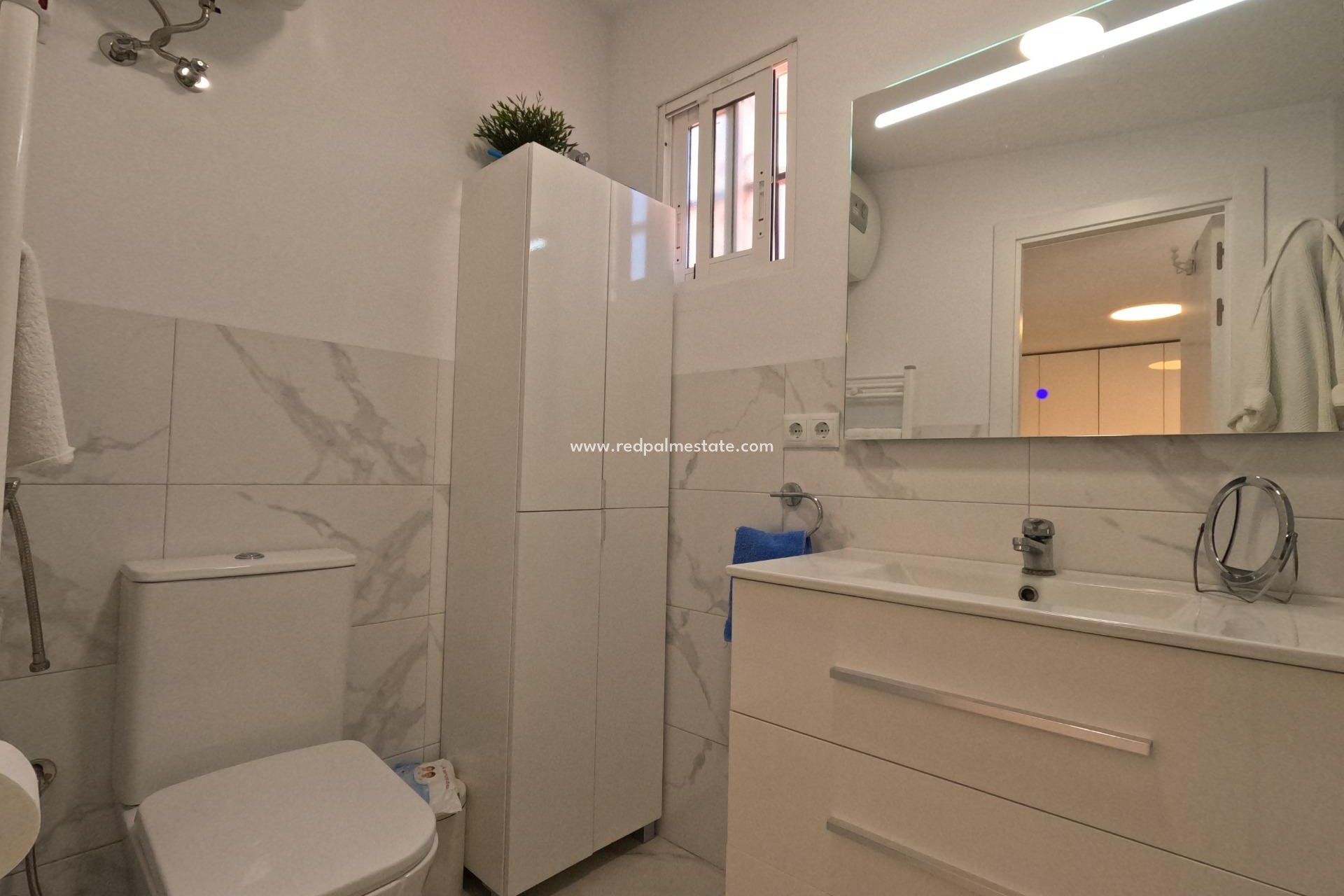 Reventa - Casa Adosada -
Torrevieja - El Acequión - Los Náufragos