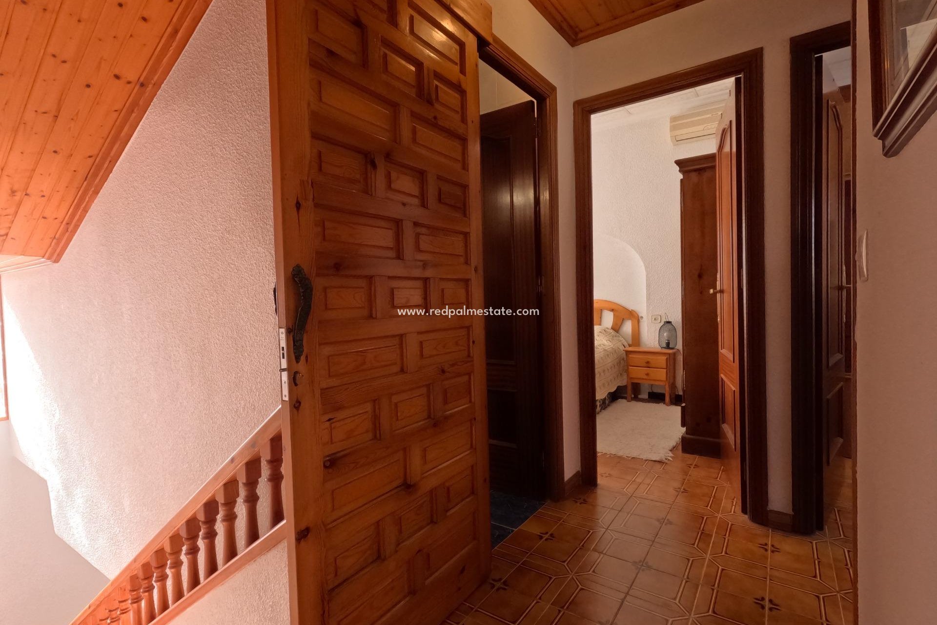 Reventa - Casa Adosada -
Torrevieja - El Acequión - Los Náufragos