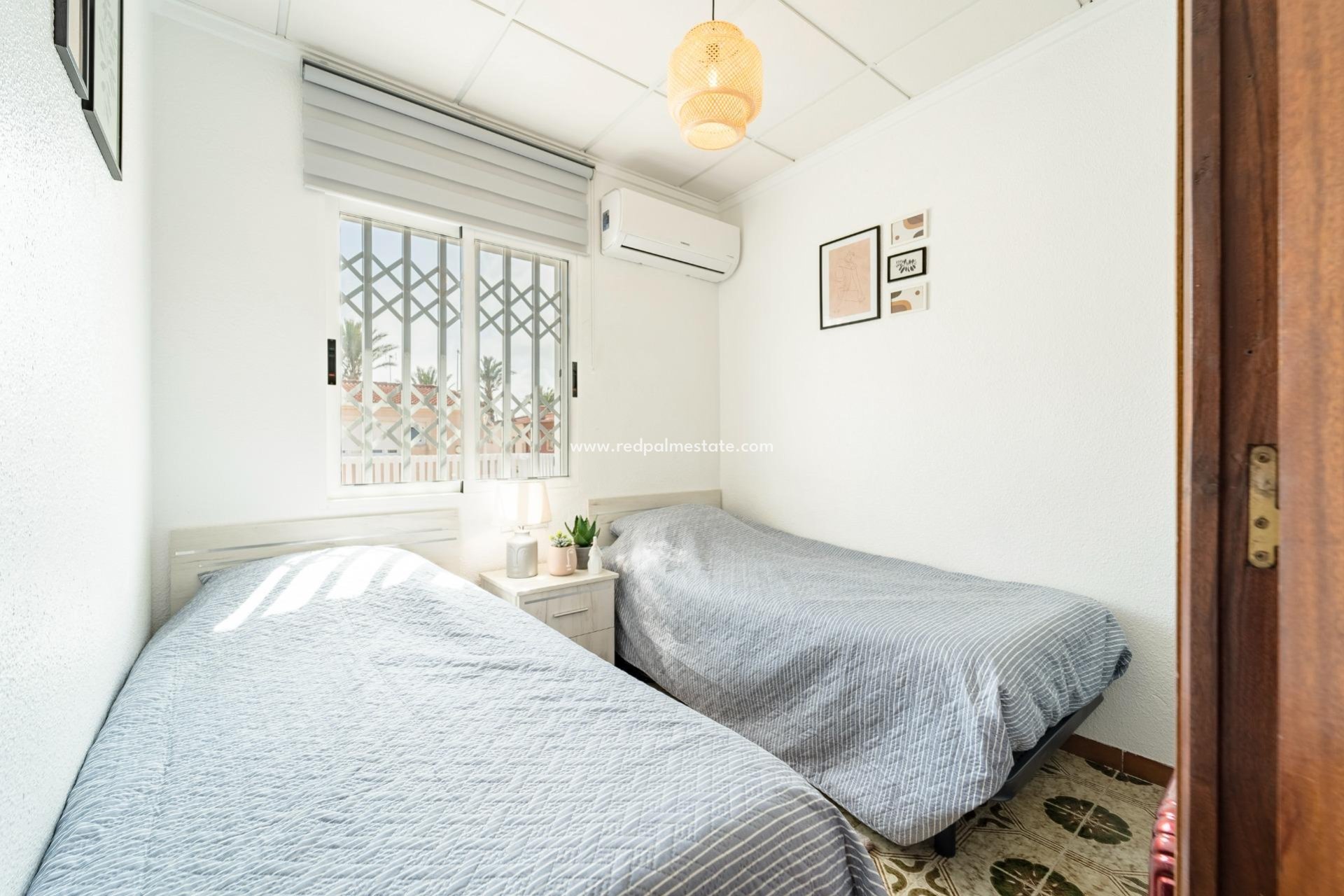 Reventa - Casa Adosada -
Torrevieja - El Acequión - Los Náufragos