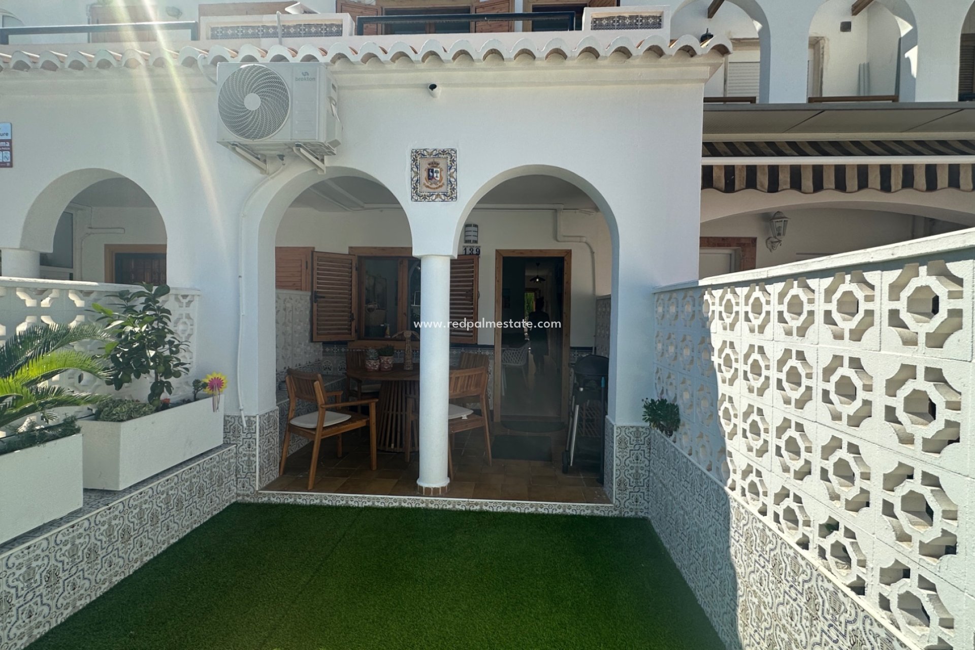 Reventa - Casa Adosada -
Torrevieja - La Mata
