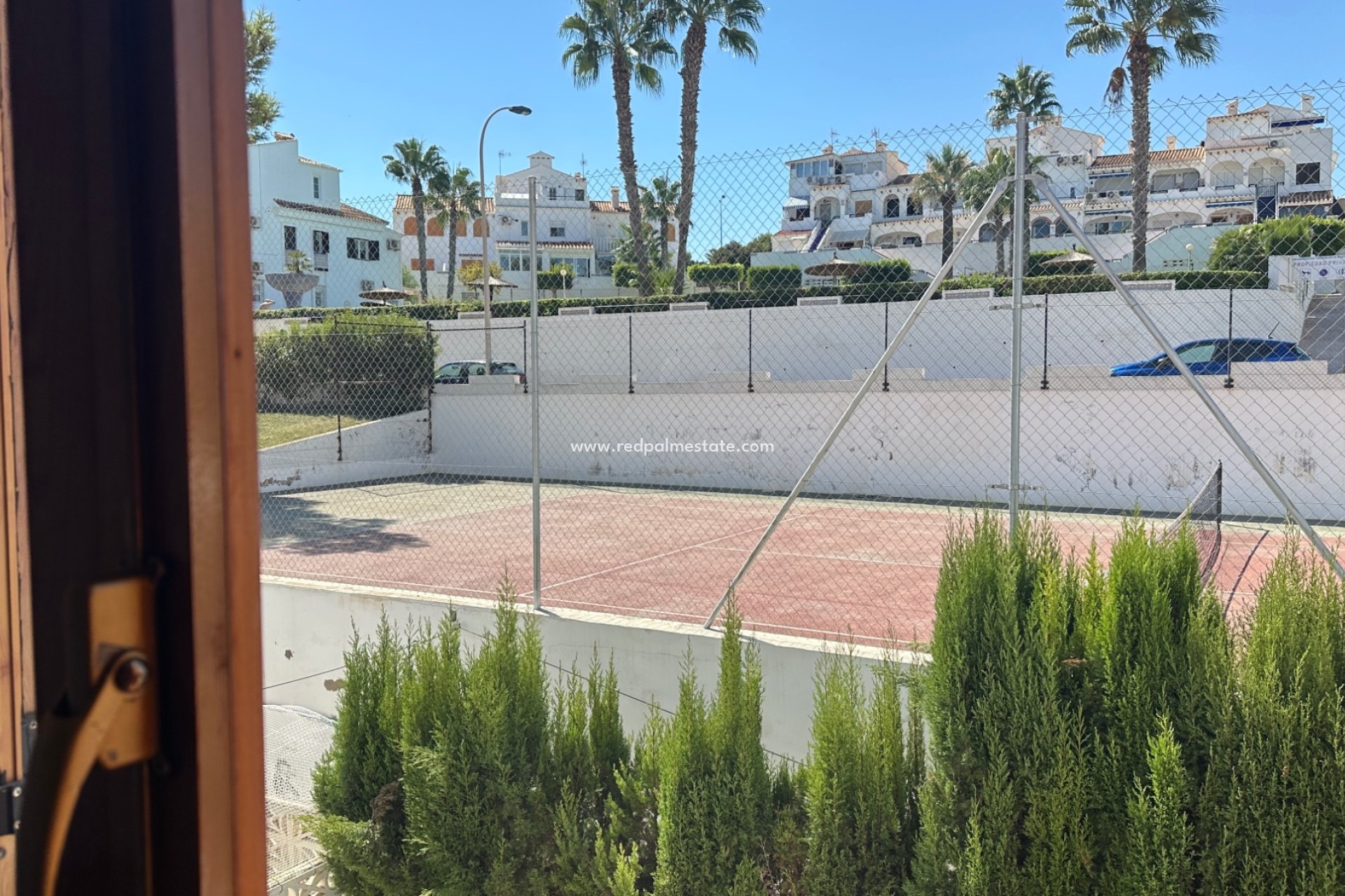 Reventa - Casa Adosada -
Torrevieja - La Mata