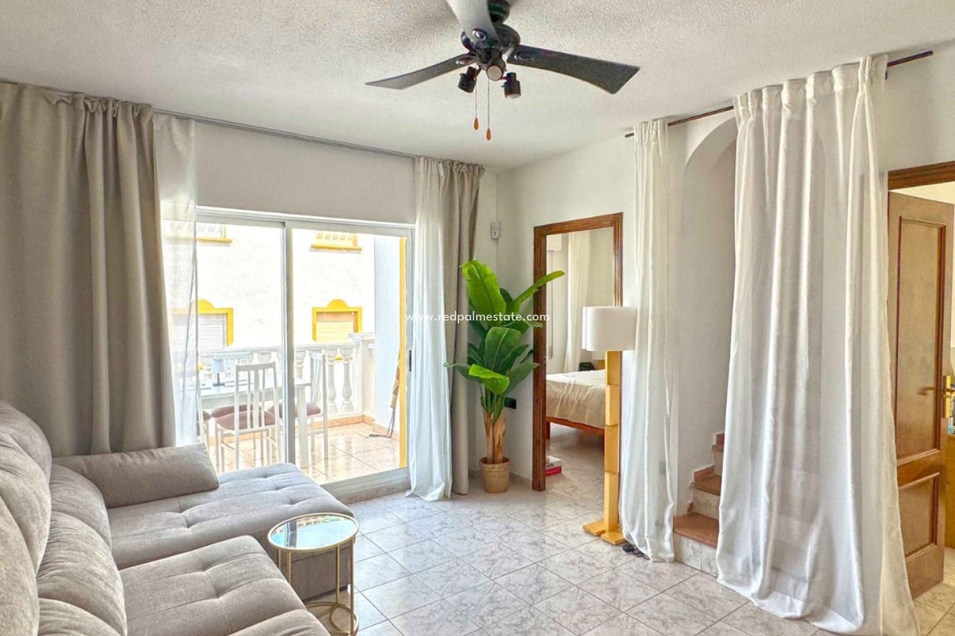 Reventa - Casa Adosada -
Torrevieja - La Mata