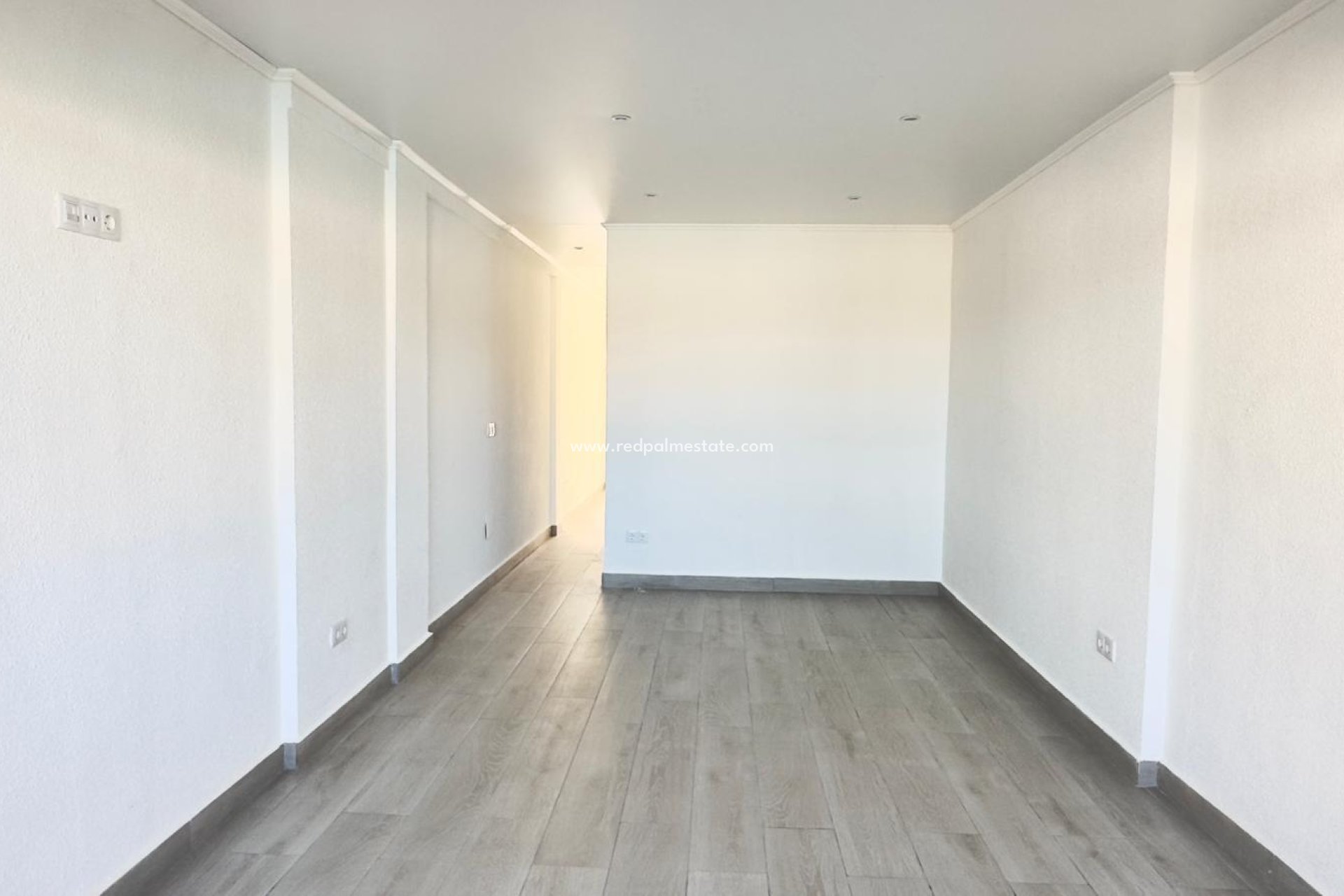 Reventa - Casa Adosada -
Torrevieja - La Mata