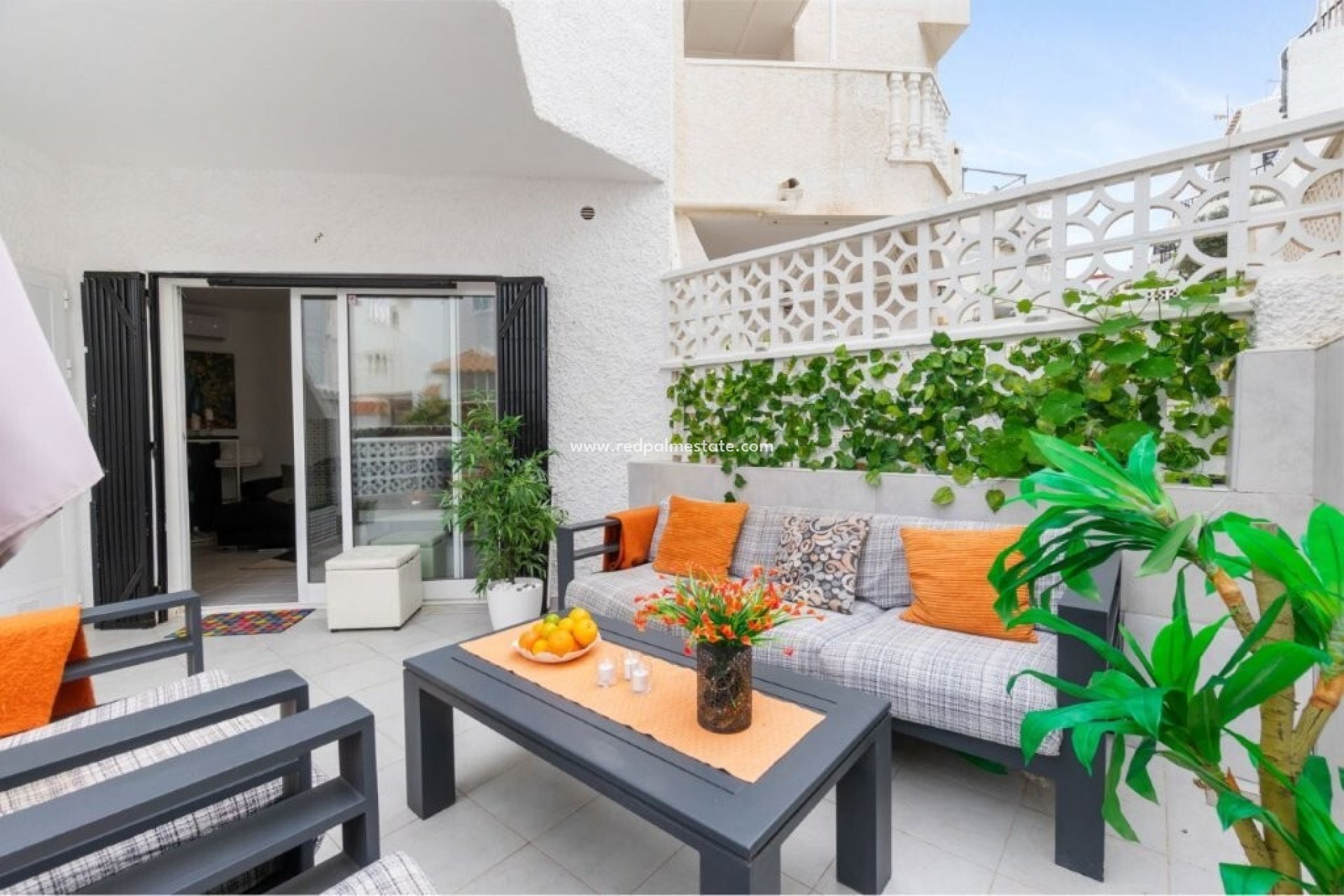 Reventa - Casa Adosada -
Torrevieja - La Provensa