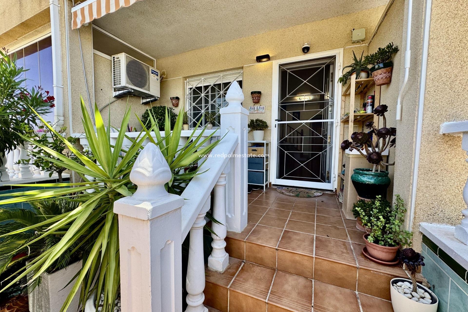 Reventa - Casa Adosada -
Torrevieja - La Siesta - El Salado - Torreta