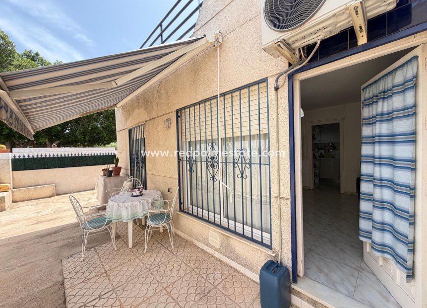 Reventa - Casa Adosada -
Torrevieja - La Siesta - El Salado -  Torreta