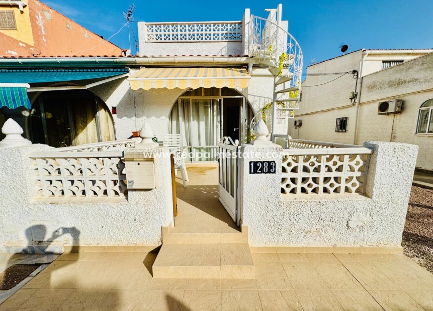 Reventa - Casa Adosada -
Torrevieja - La Siesta - El Salado - Torreta