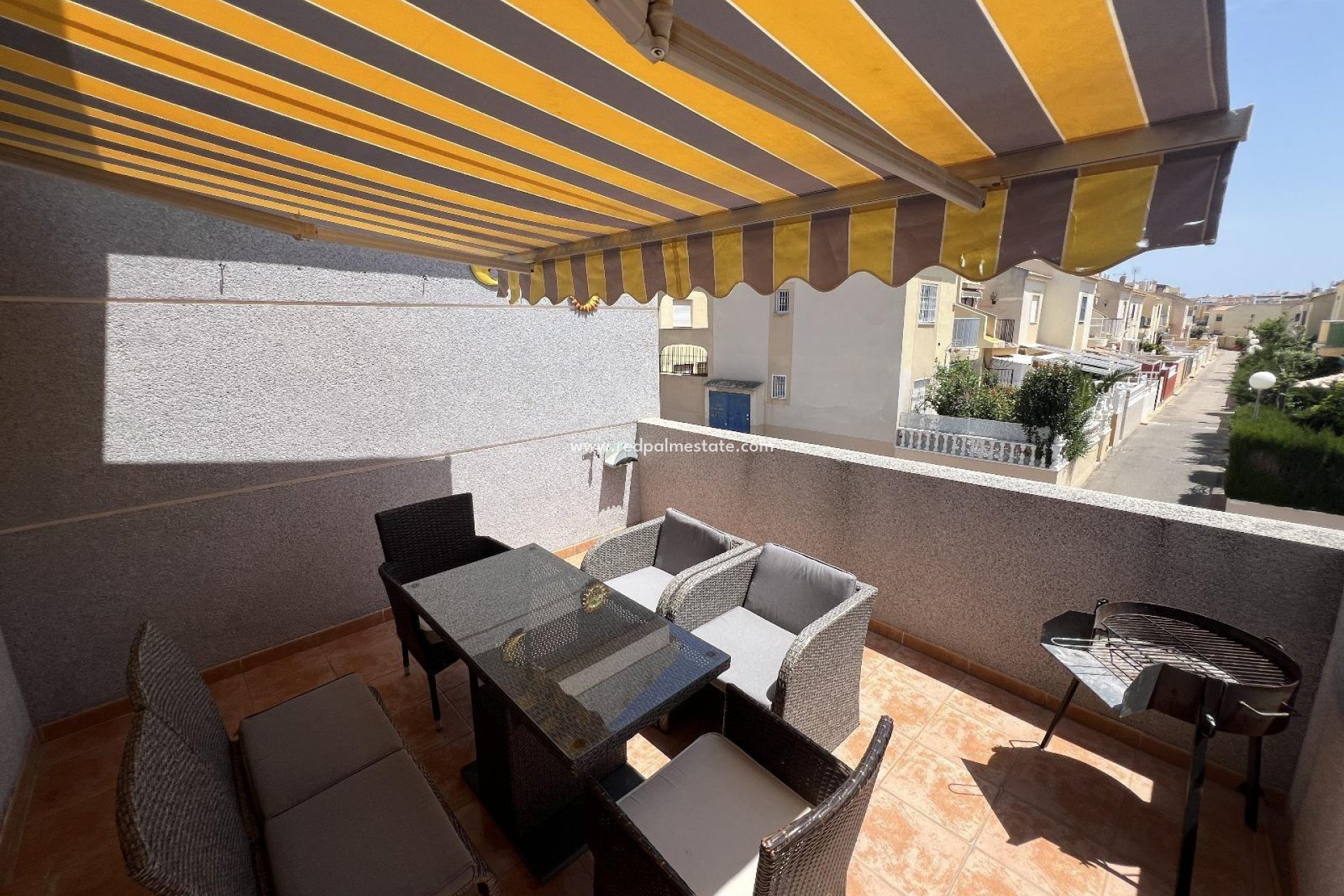 Reventa - Casa Adosada -
Torrevieja - La Siesta - El Salado -  Torreta