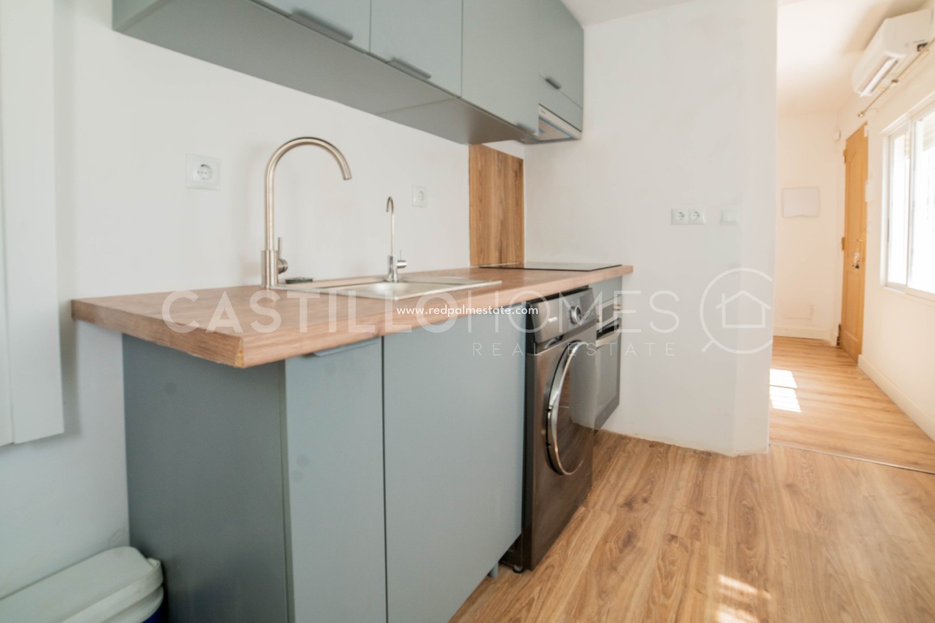 Reventa - Casa Adosada -
Torrevieja - La Siesta - El Salado -  Torreta