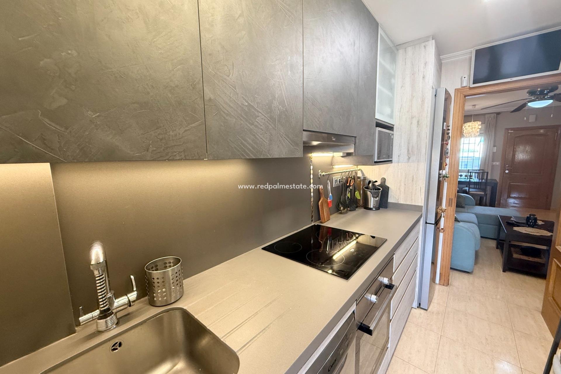 Reventa - Casa Adosada -
Torrevieja - La Siesta - El Salado -  Torreta