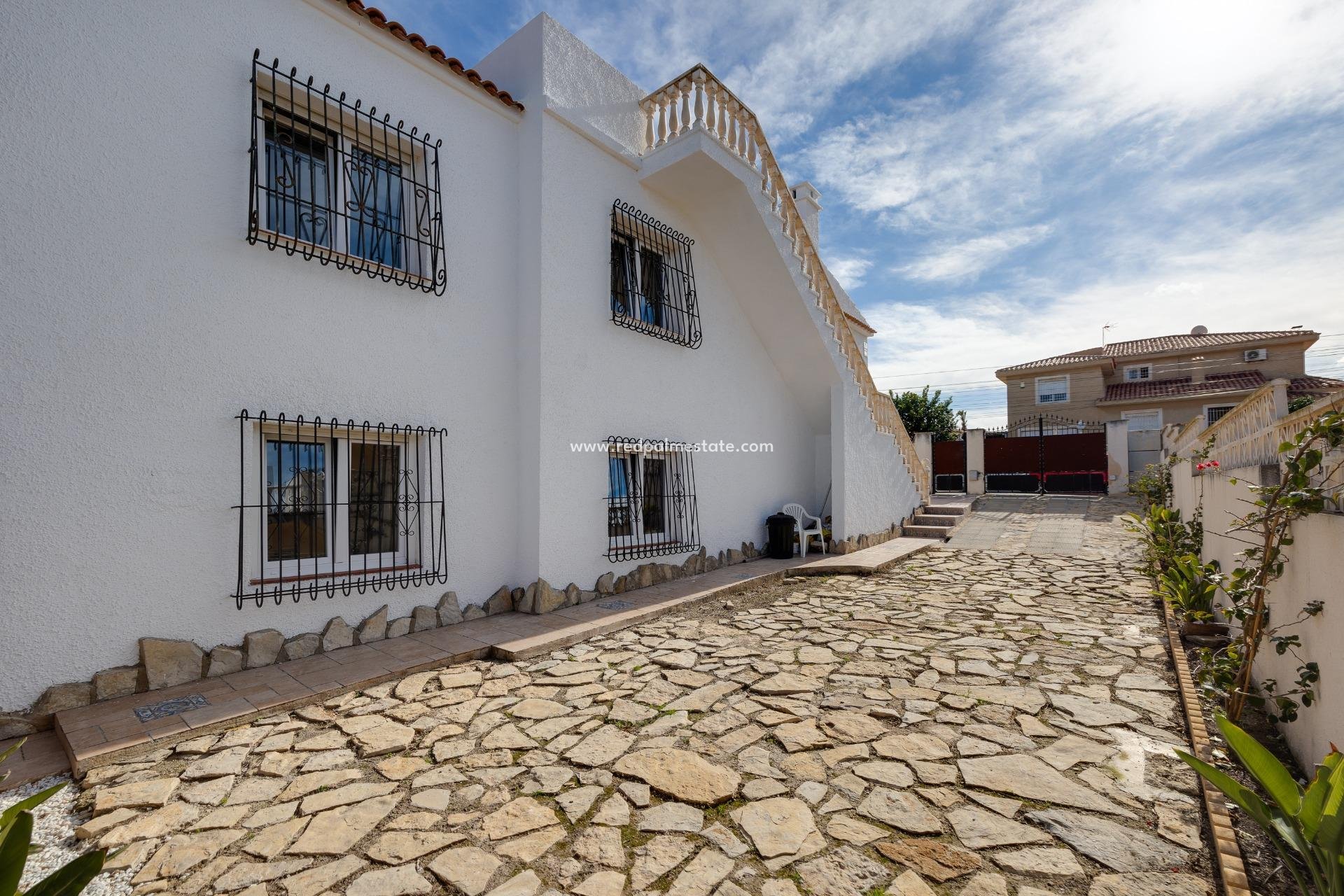 Reventa - Casa Adosada -
Torrevieja - La Siesta - El Salado - Torreta