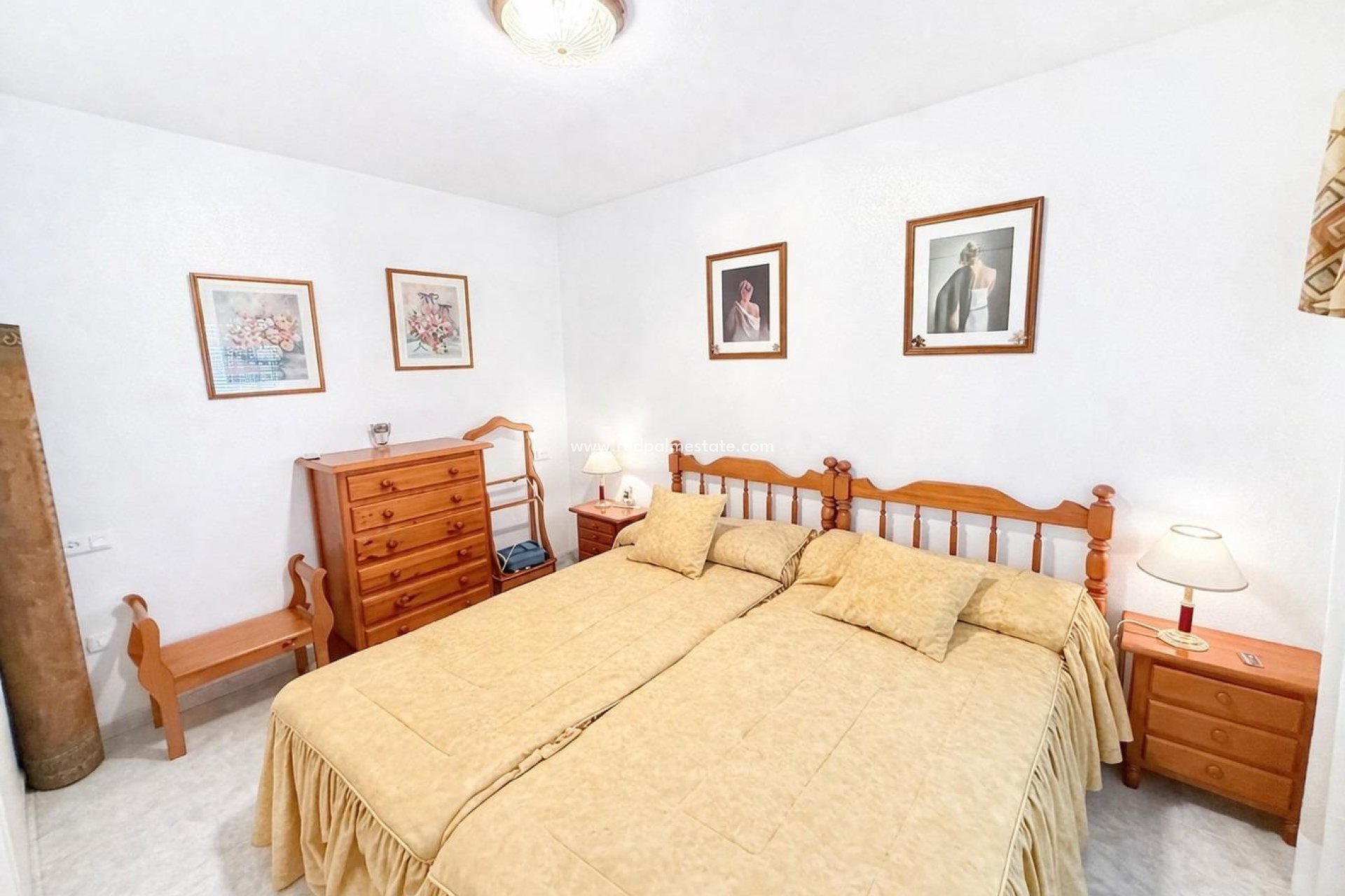 Reventa - Casa Adosada -
Torrevieja - La Siesta - El Salado -  Torreta