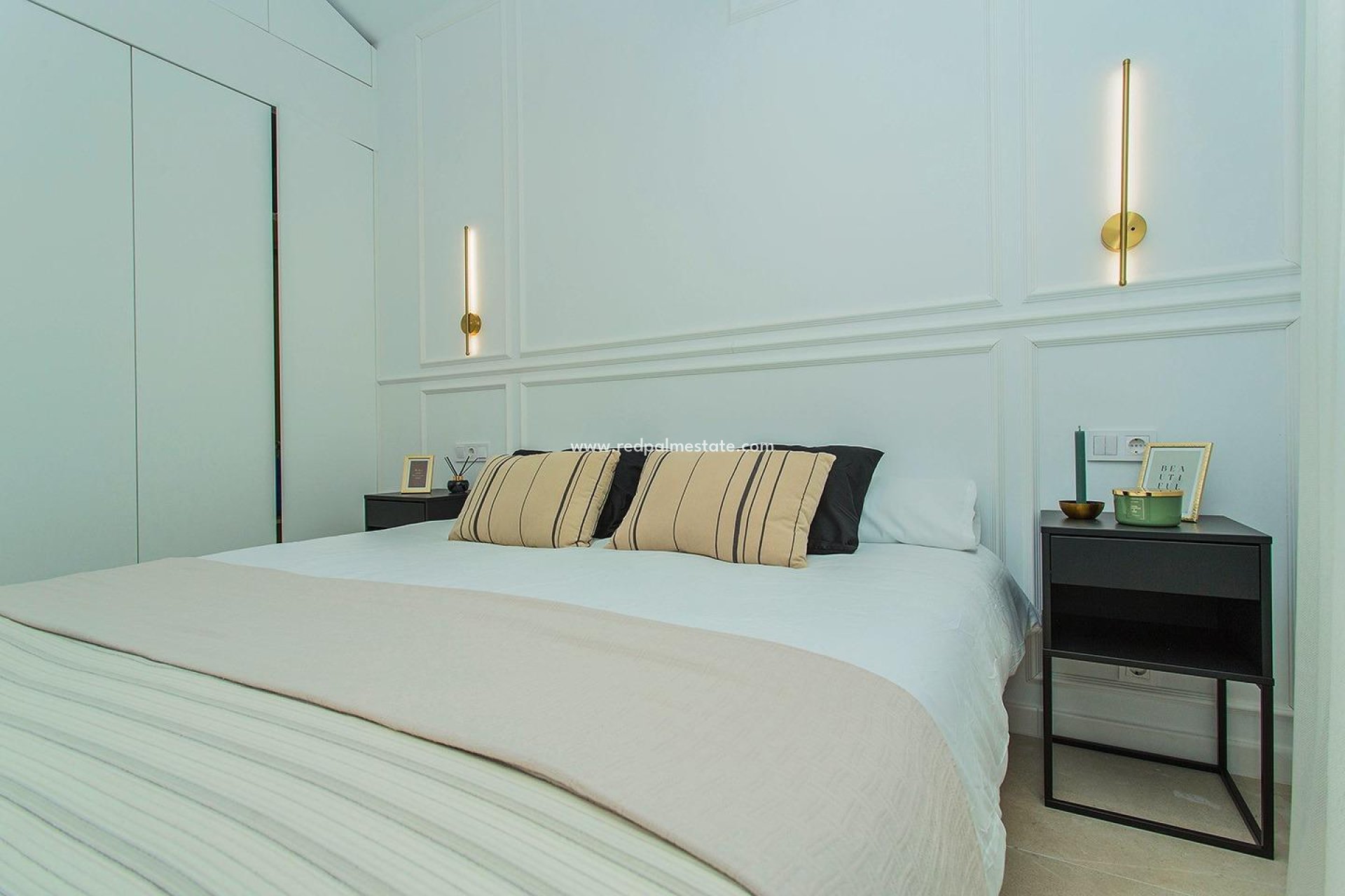 Reventa - Casa Adosada -
Torrevieja - La Siesta - El Salado - Torreta