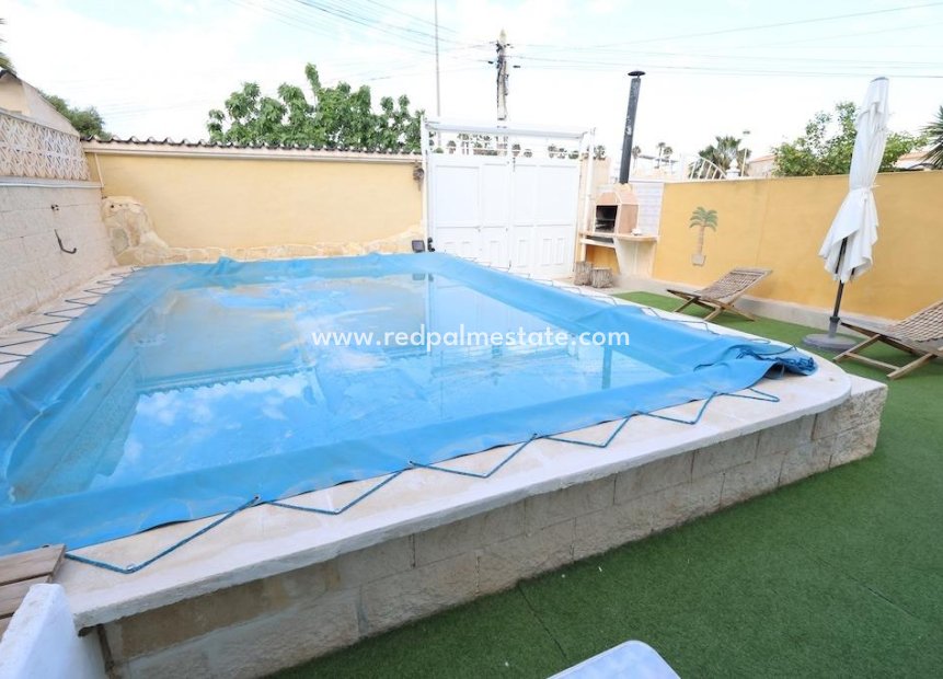 Reventa - Casa Adosada -
Torrevieja - La Siesta - El Salado - Torreta